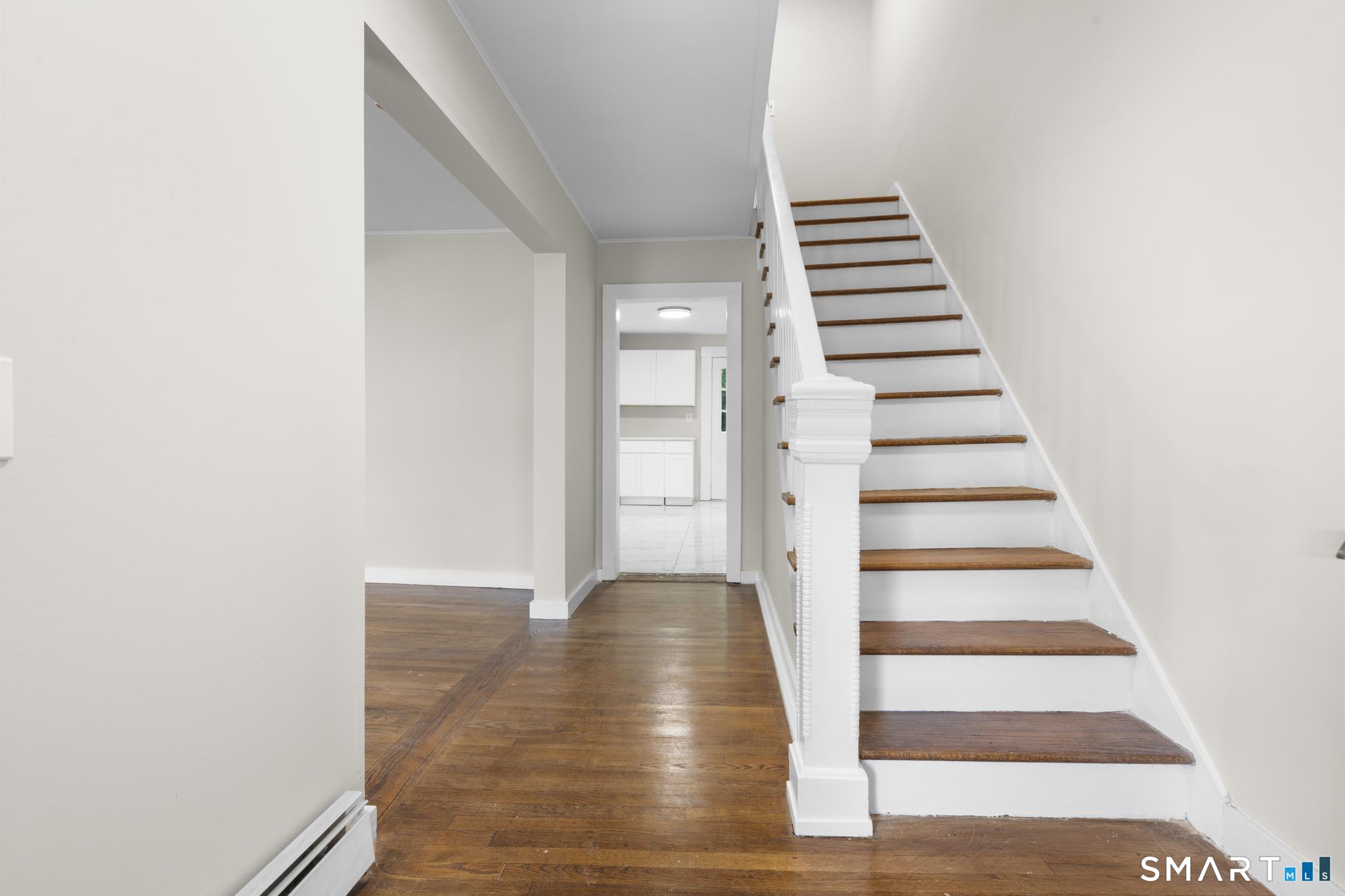 56 Evergreen Avenue photo 5