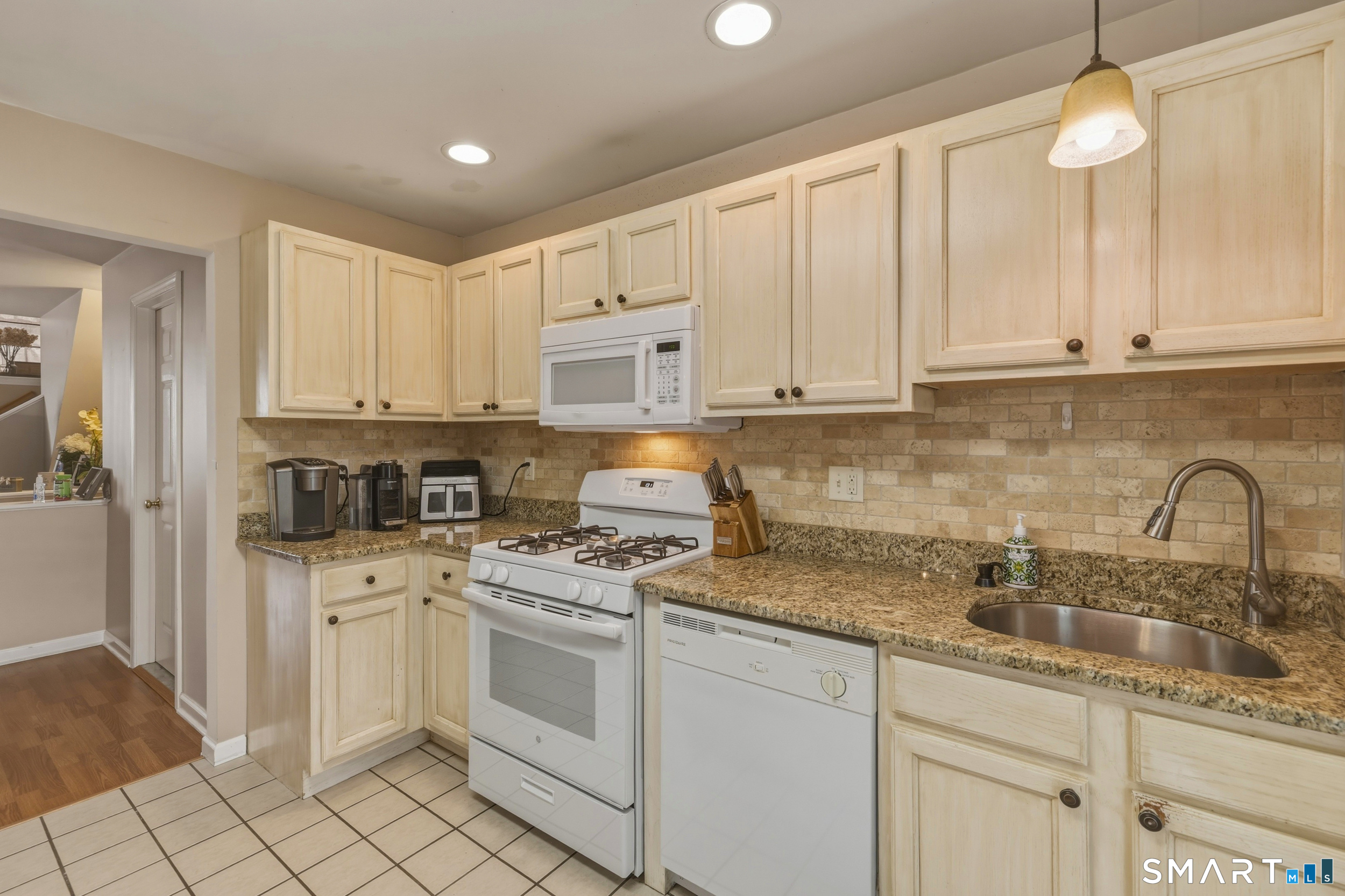 Photo 3 of Townhouse for sale at 11 Mannions Ln #21, Danbury, CT 06810 | MLS# 24183600 | Listing updated on 2026-09-09