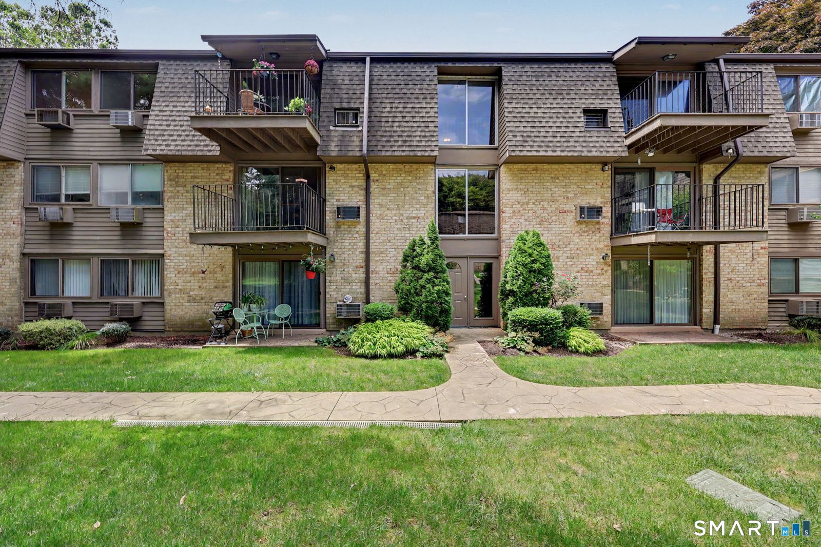 1 Linden Street, Norwalk