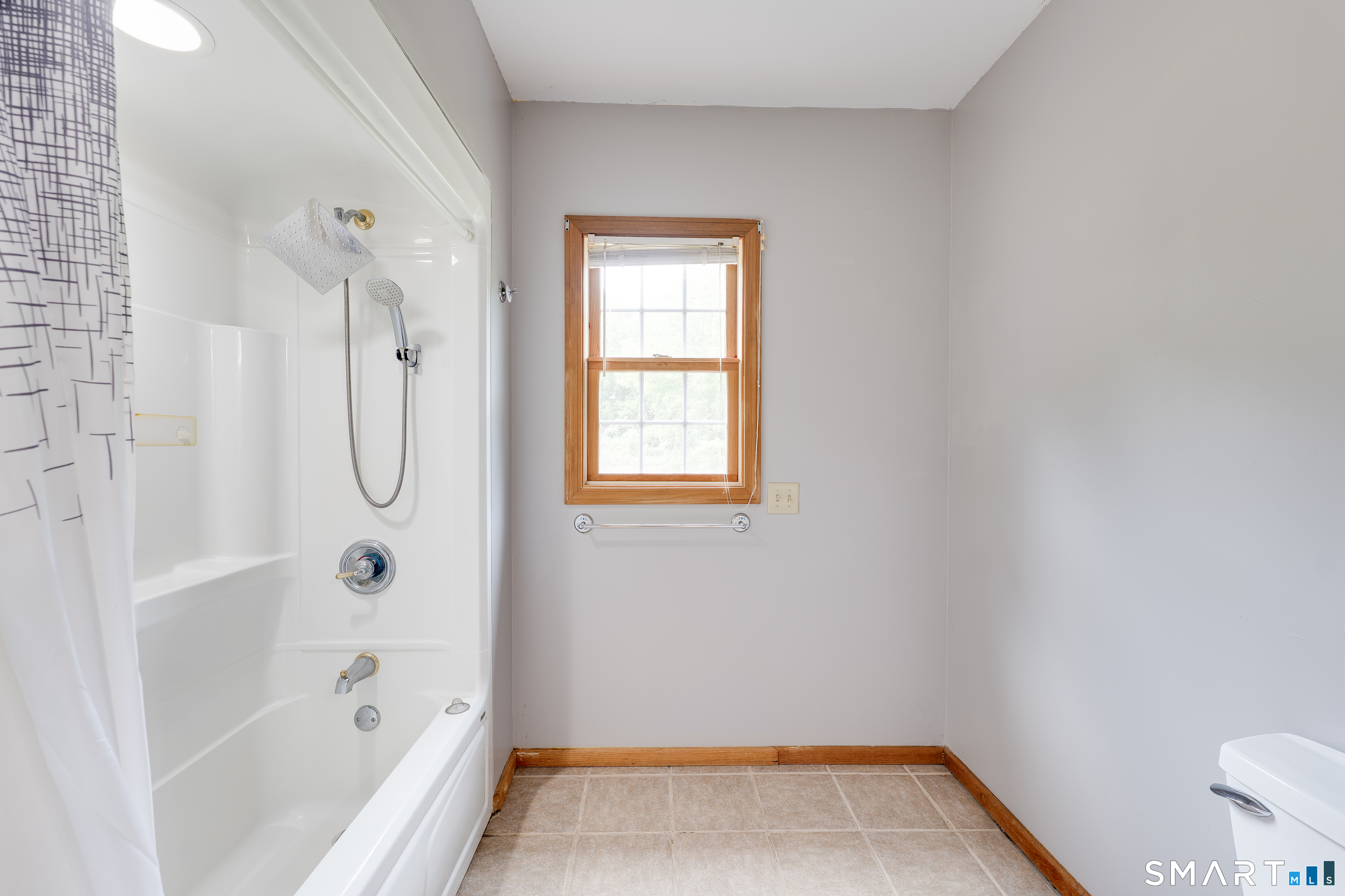904 South Grand Street photo 32