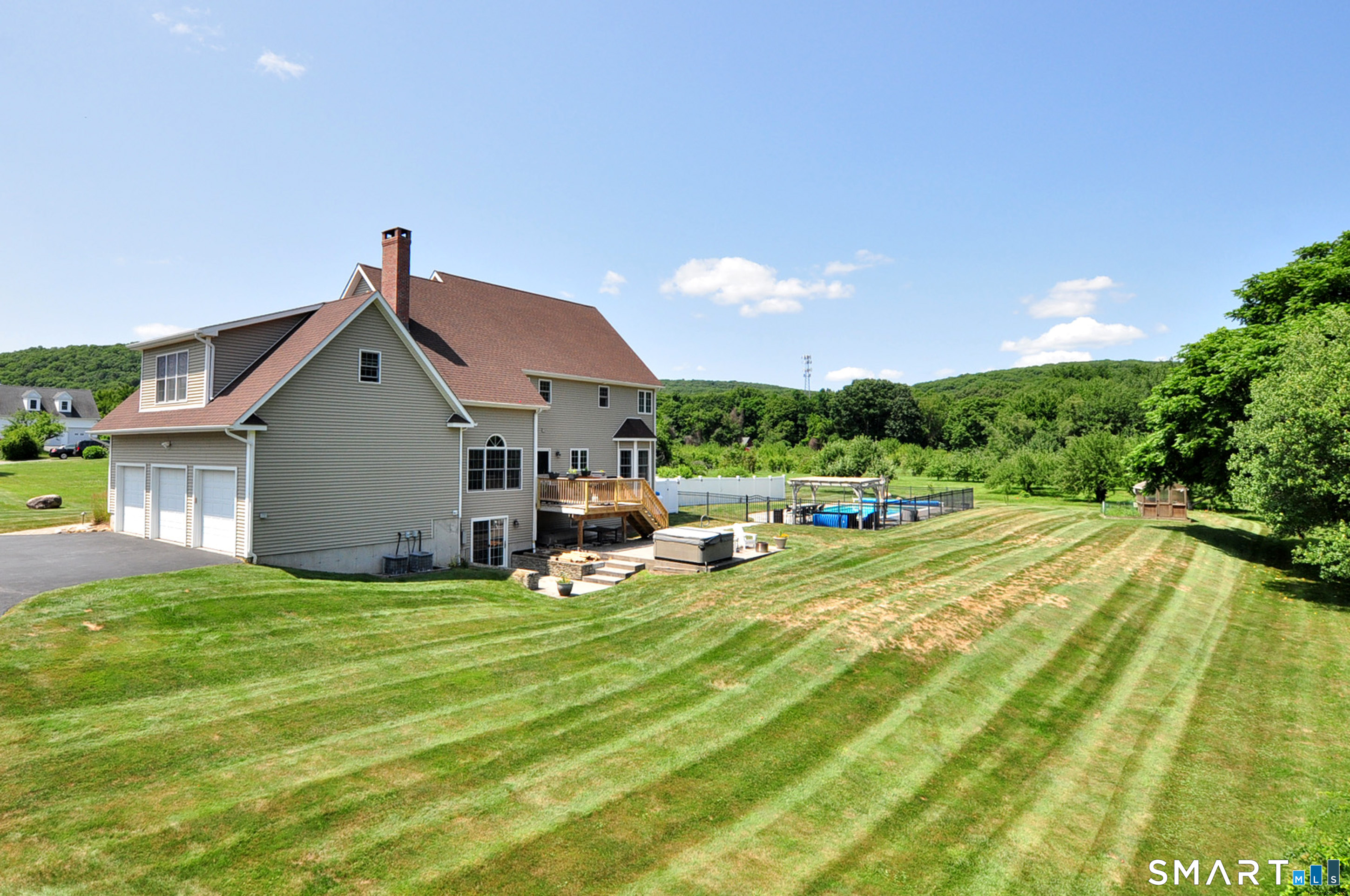 9 Appletree Lane photo 6