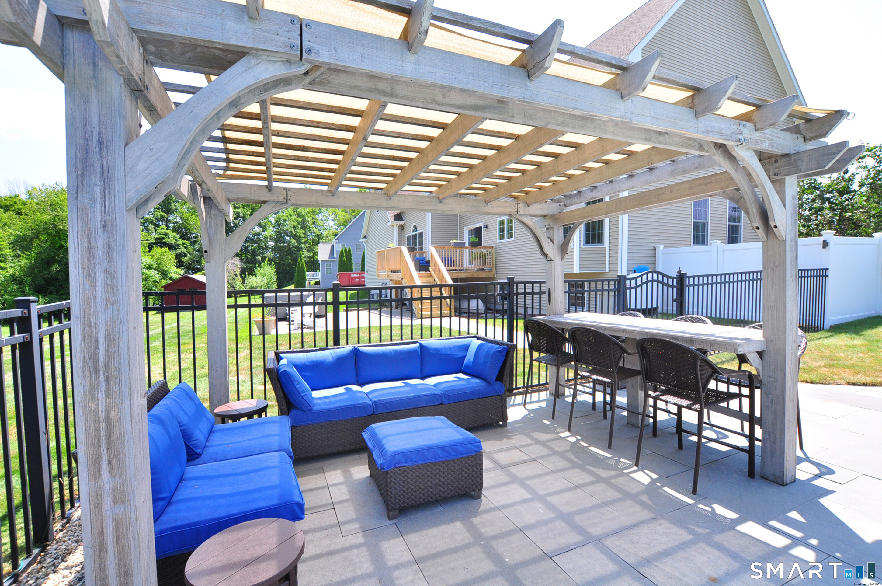 9 Appletree Lane photo 11