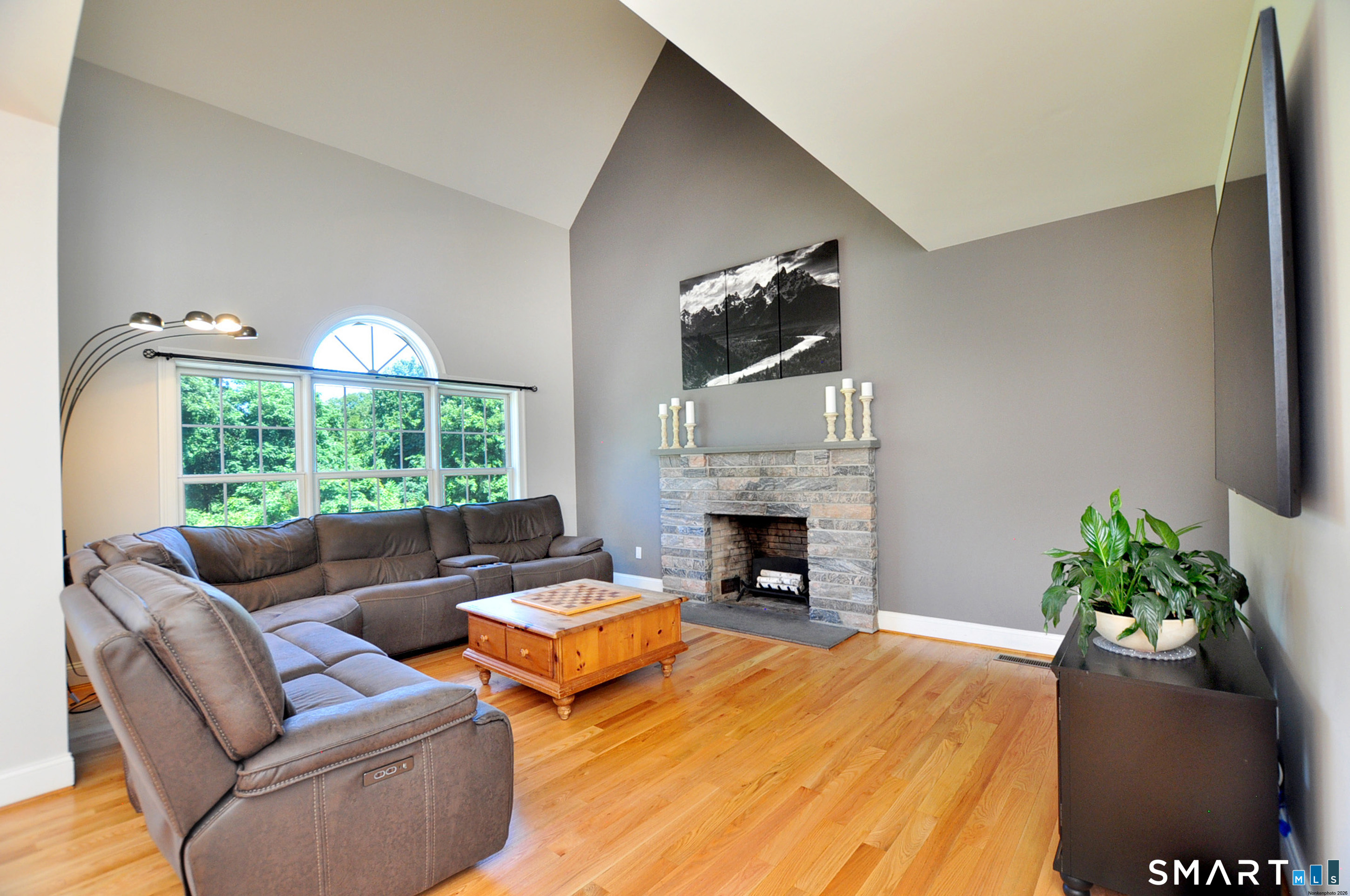 9 Appletree Lane photo 17