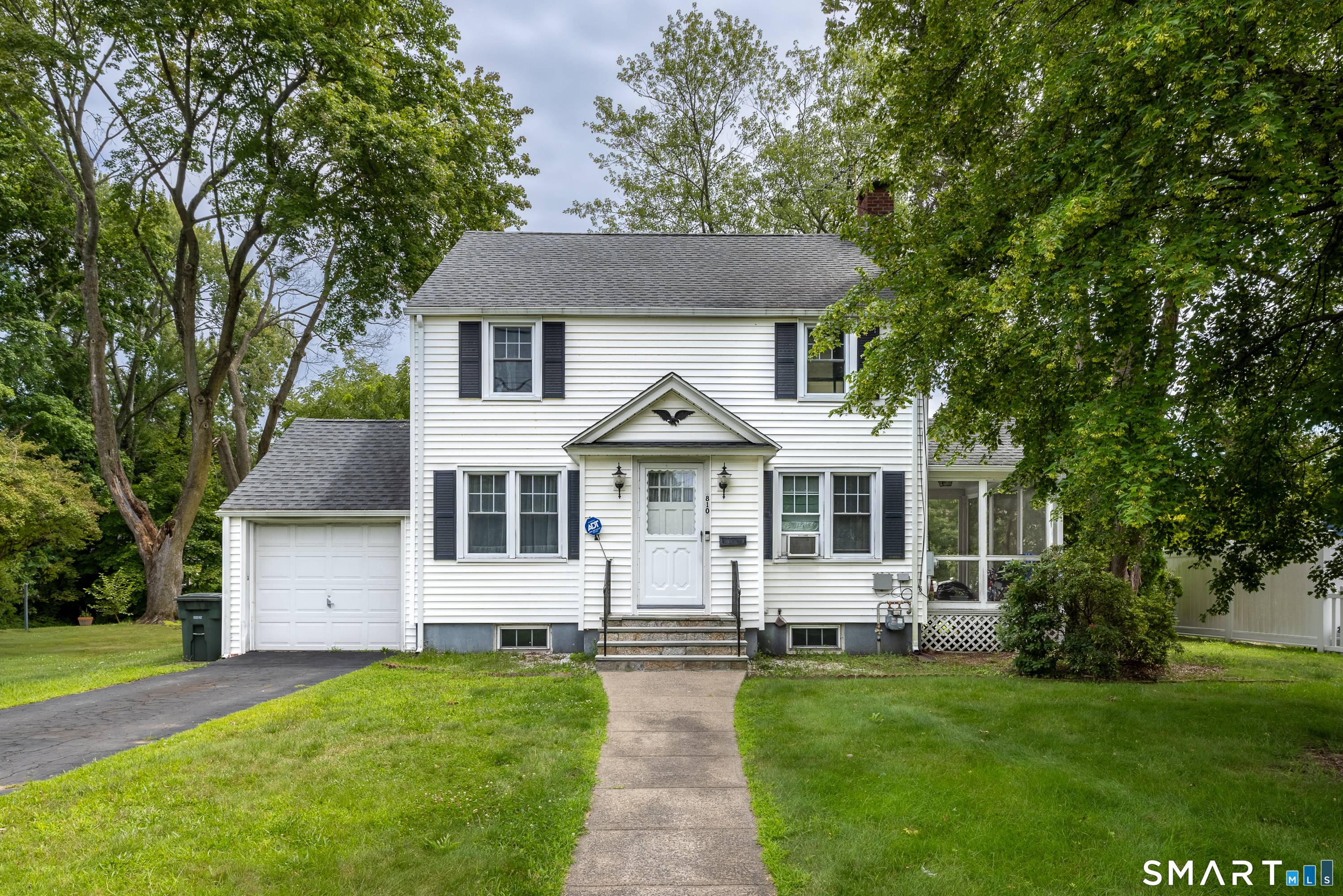 1st image of 810 Huntington Turnpike, Bridgeport, CT 06610 | MLS# 24197126