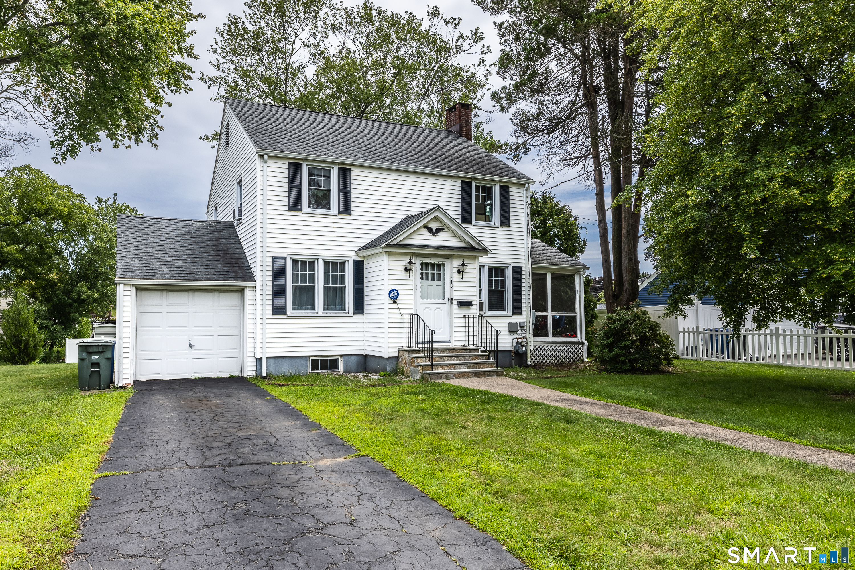 32nd image of 810 Huntington Turnpike, Bridgeport, CT 06610 | MLS# 24197126