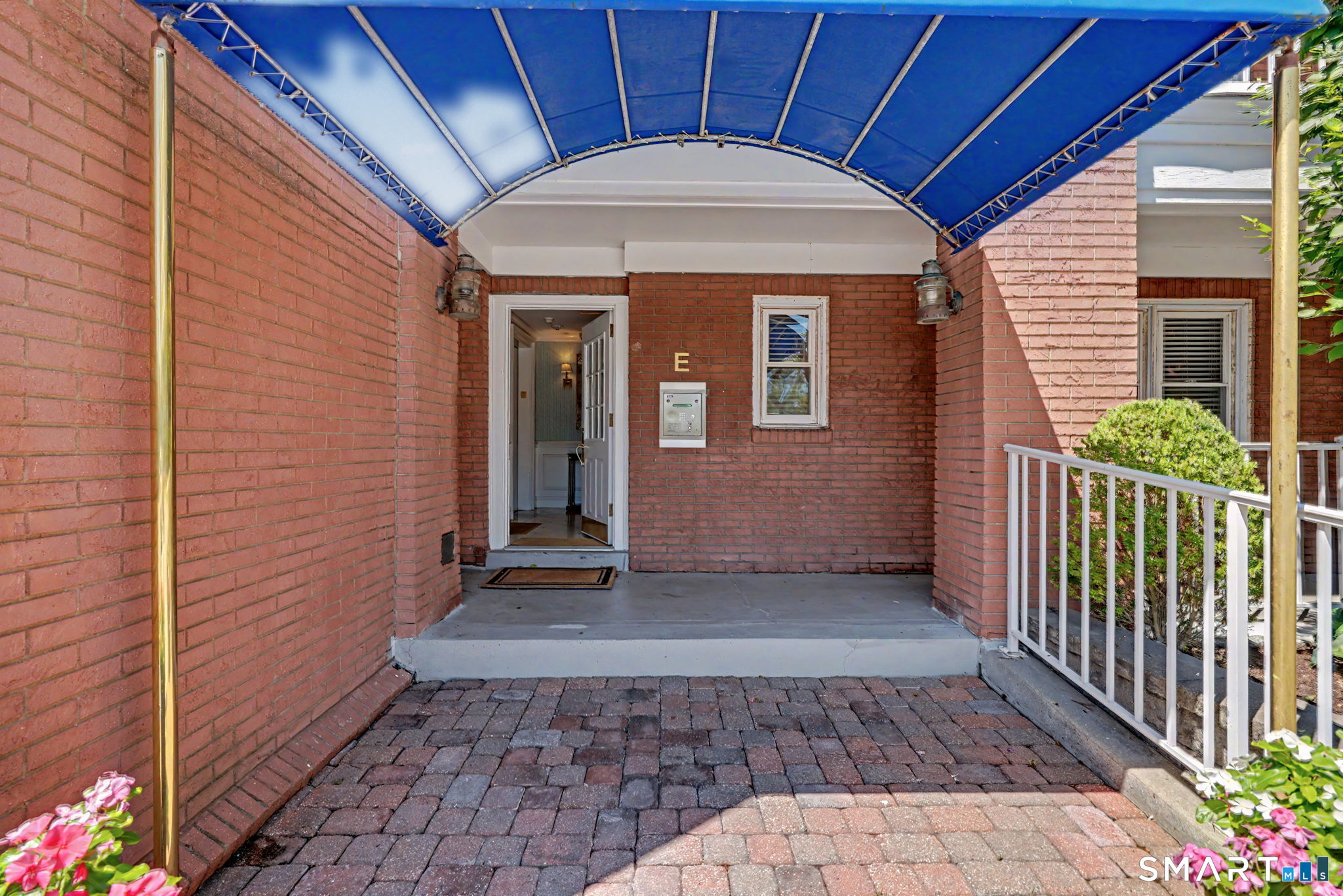 43 Harbor Drive, Stamford, Connecticut photo 2
