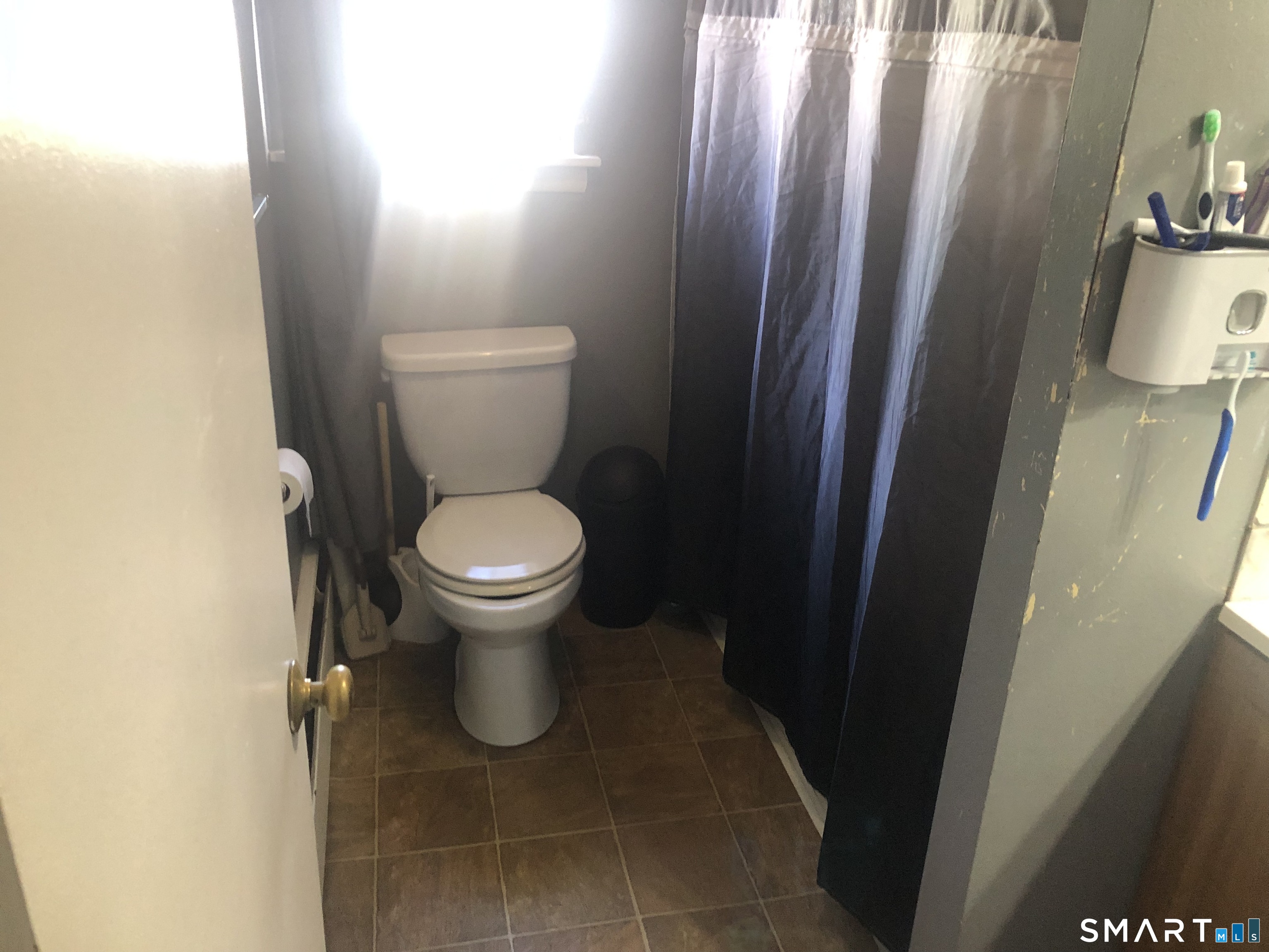 894 Burnside Avenue  Unit #2 photo 6