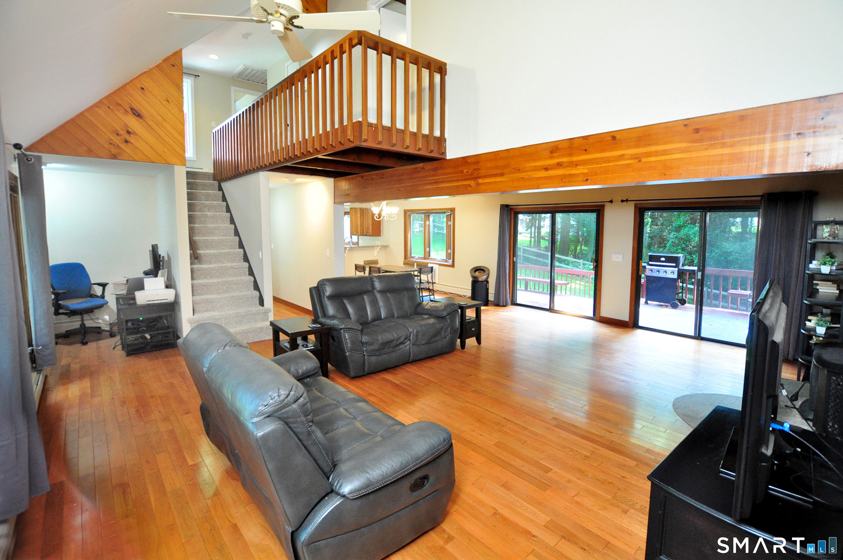 11 Fawn Drive photo 13