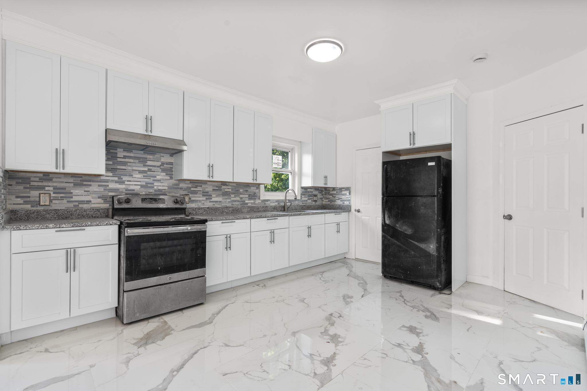 75 Walnut Street photo 2