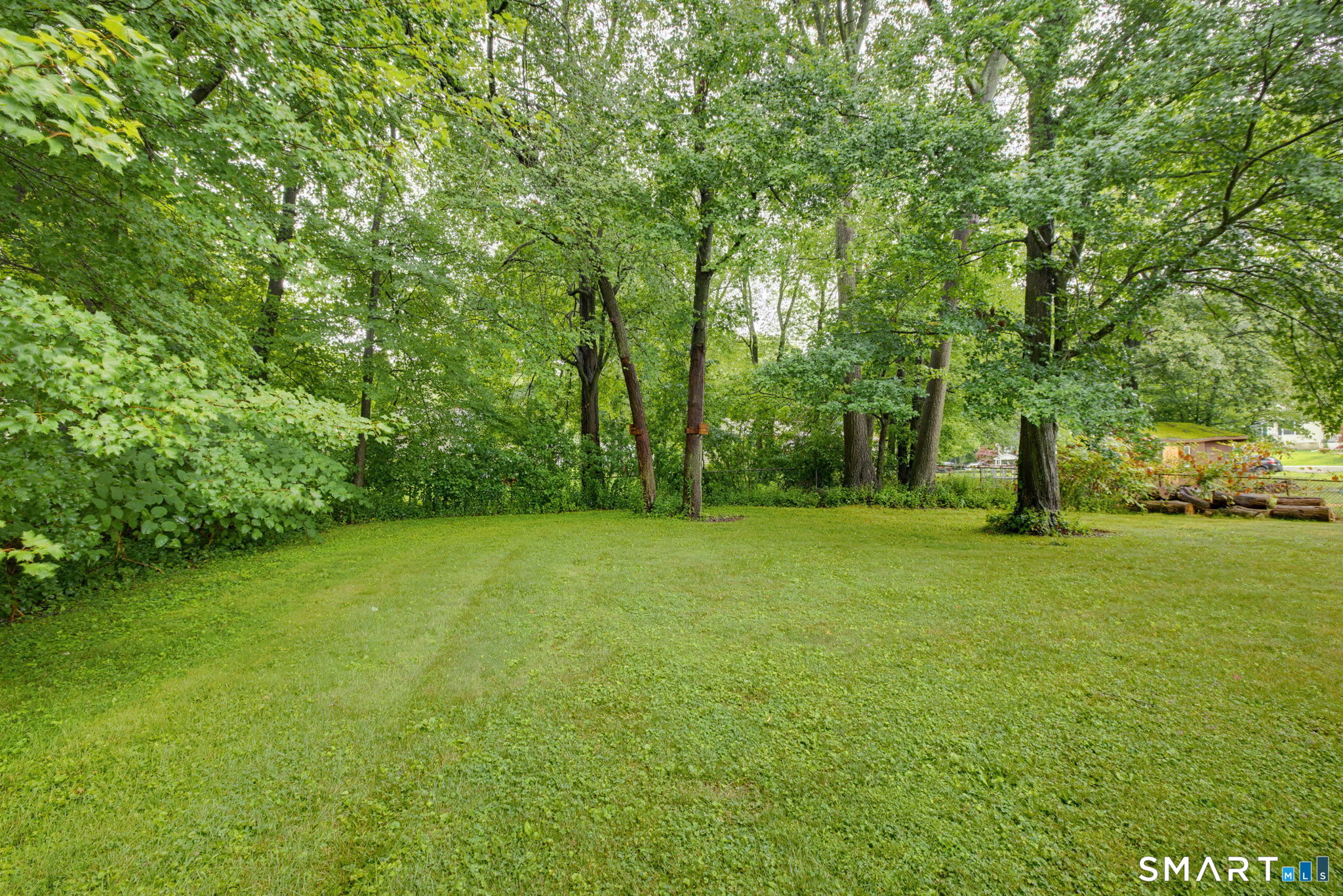 62 Kingswood Lane photo 32