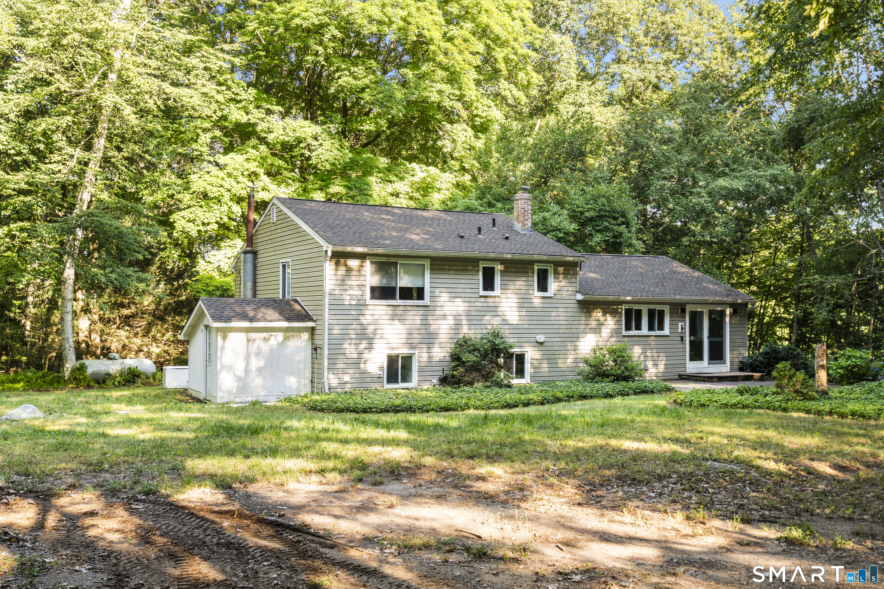 45 Edwards Road photo 3
