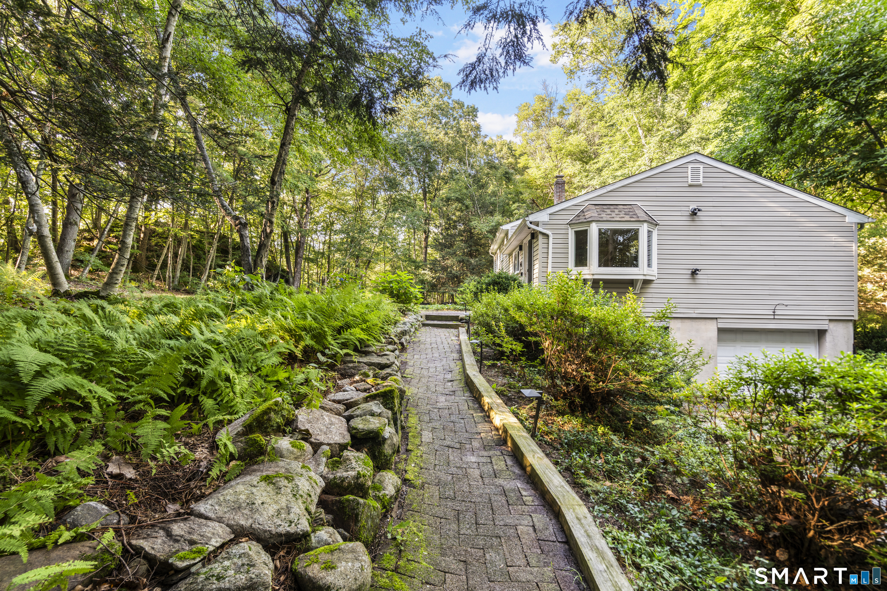45 Edwards Road photo 36