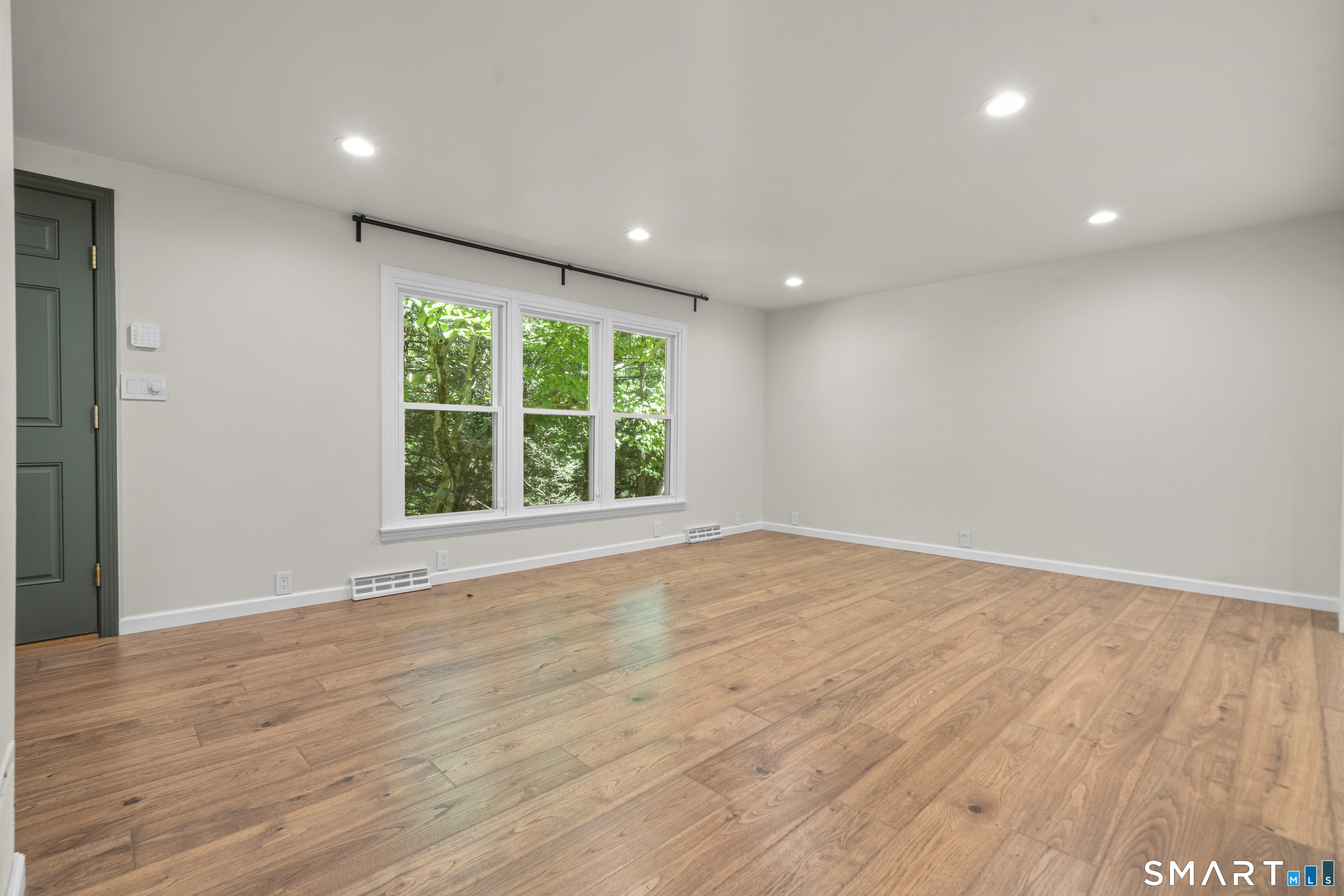 45 Edwards Road photo 9
