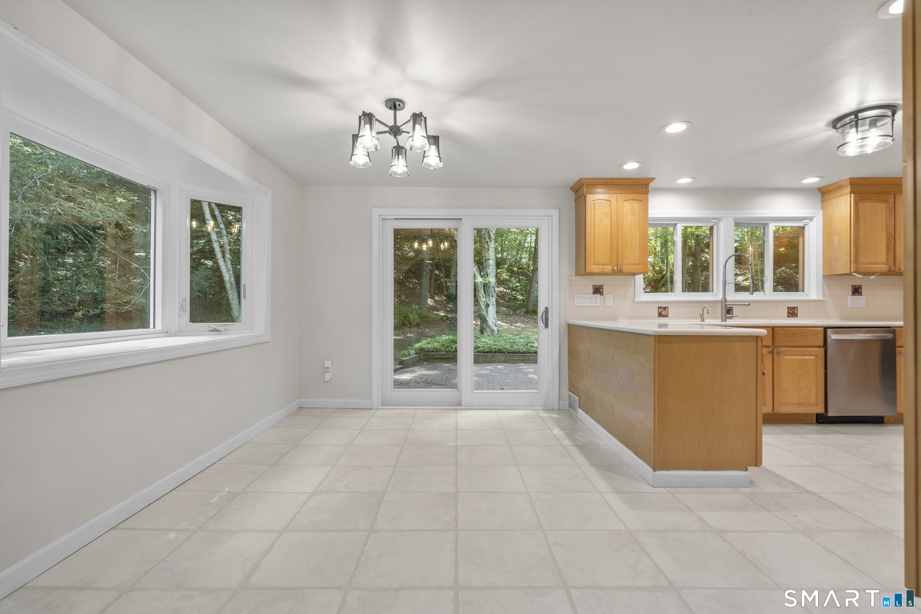 45 Edwards Road photo 10