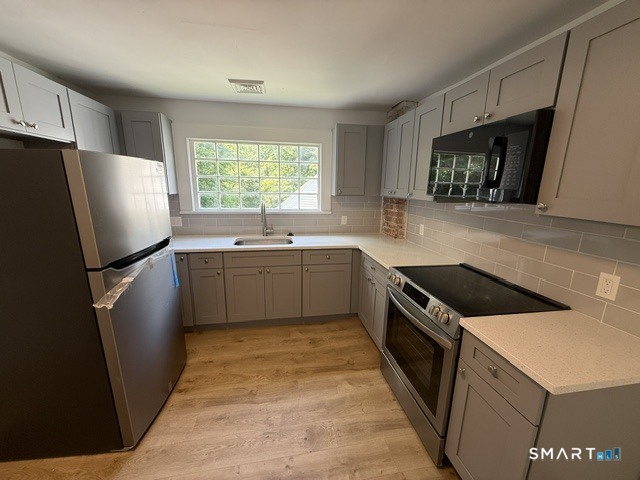 667 S.Britain Road Unit #C photo 5