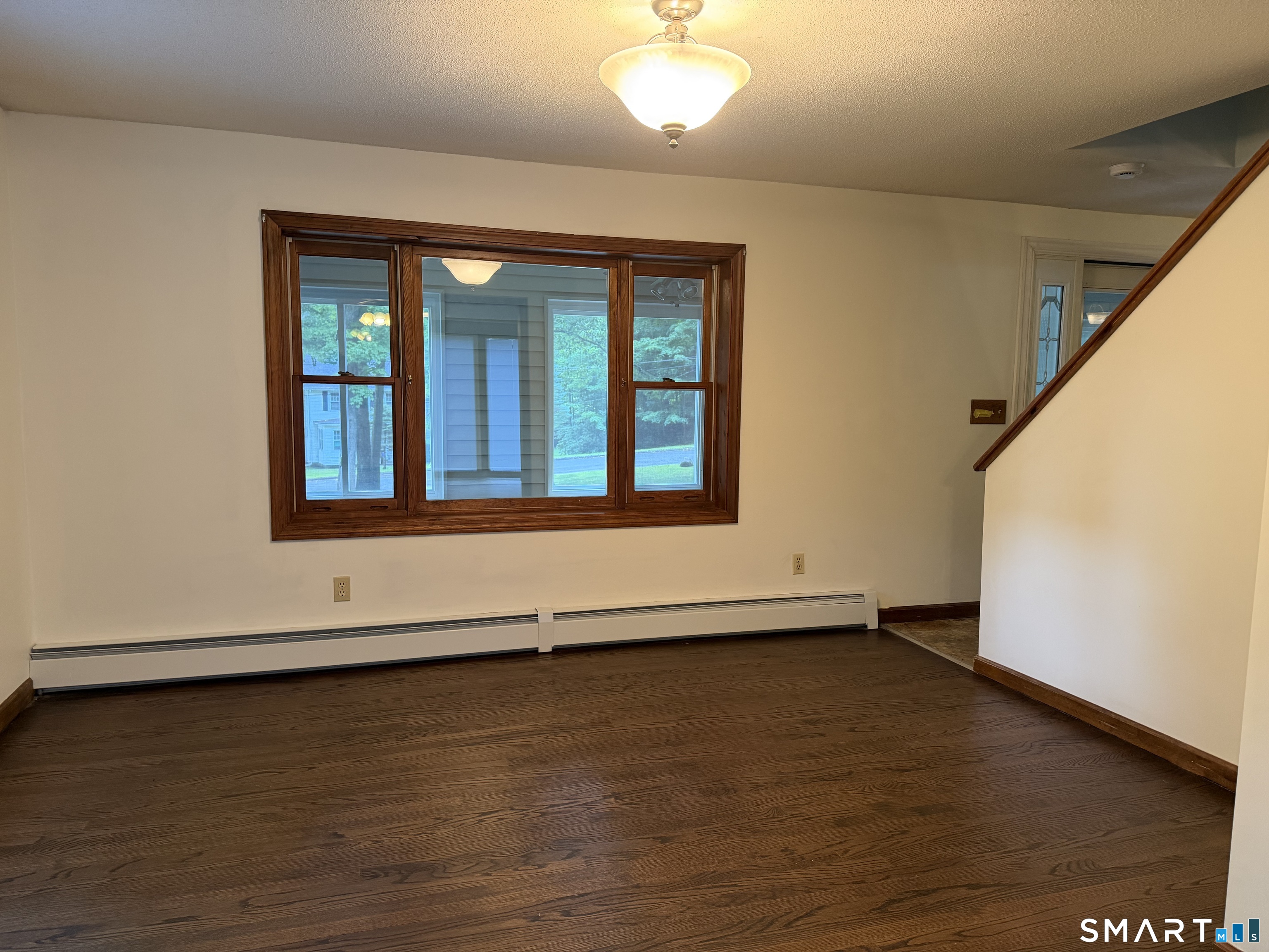 122 Standard Avenue photo 7