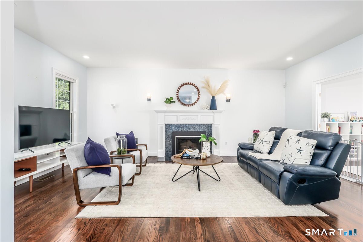 47 Ridgewood Terrace photo 11