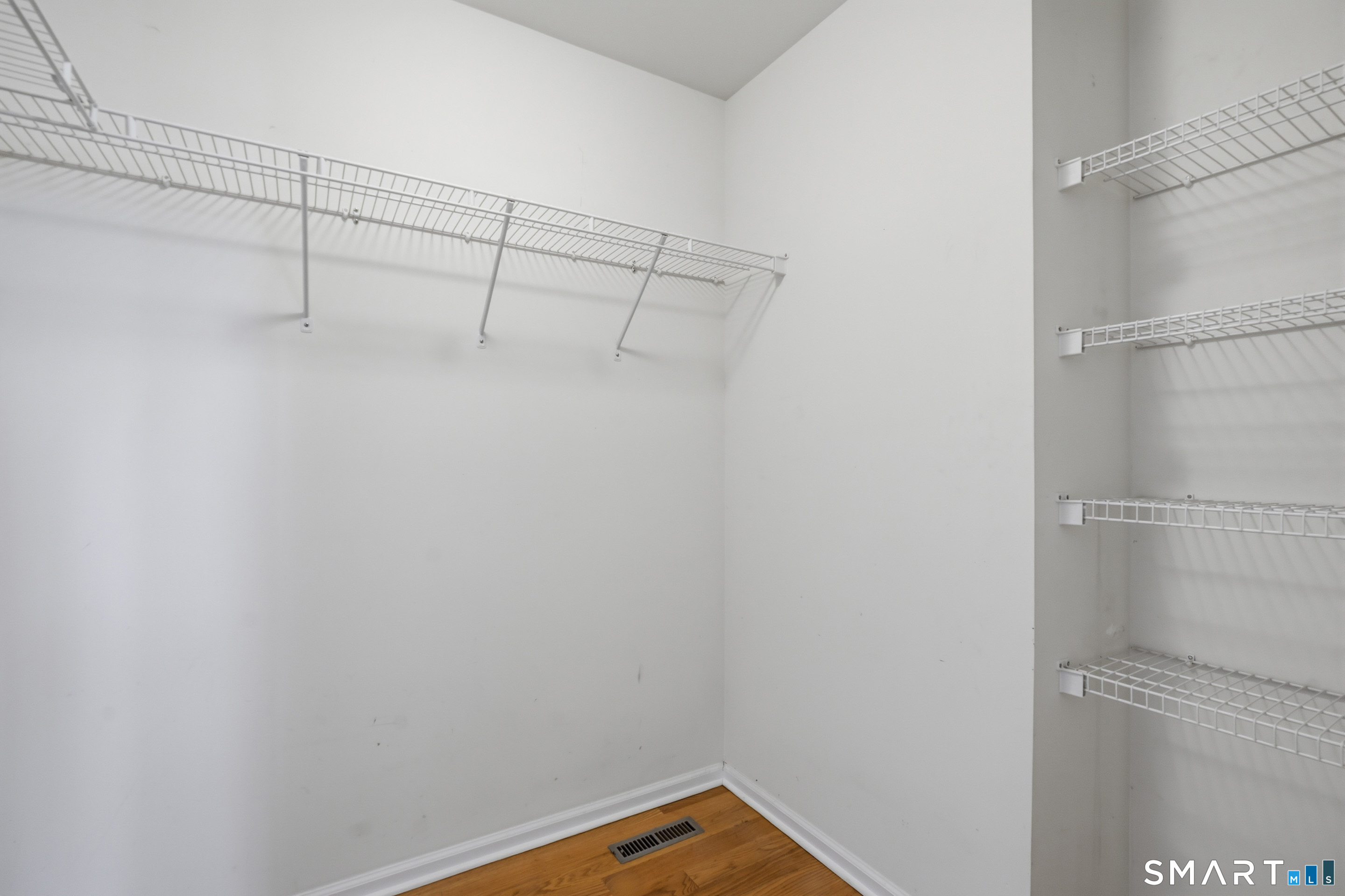 1001 Lexington Boulevard  Unit #1001 photo 25