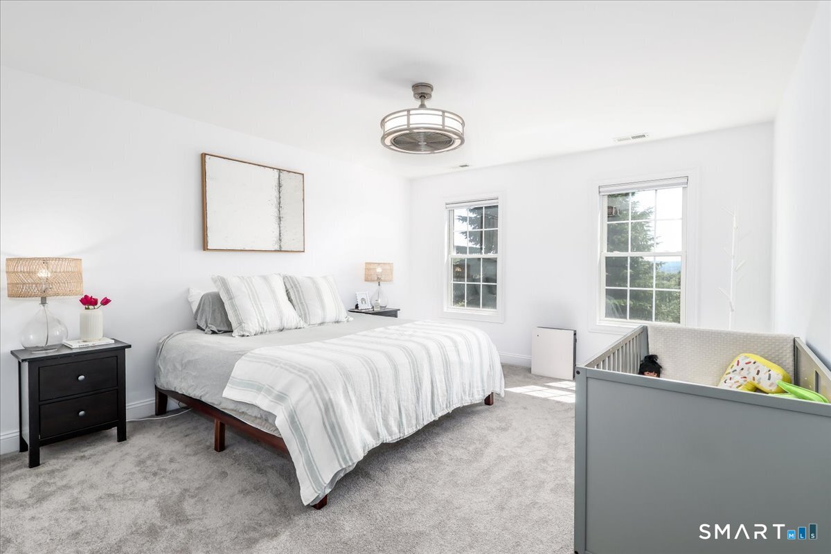 47 Ridgewood Terrace photo 18