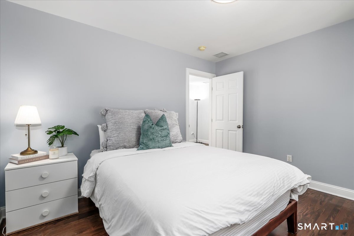 47 Ridgewood Terrace photo 21