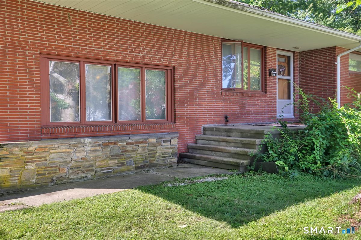 3rd image of 47 May St, Bristol, CT 06010 | MLS# 24195863