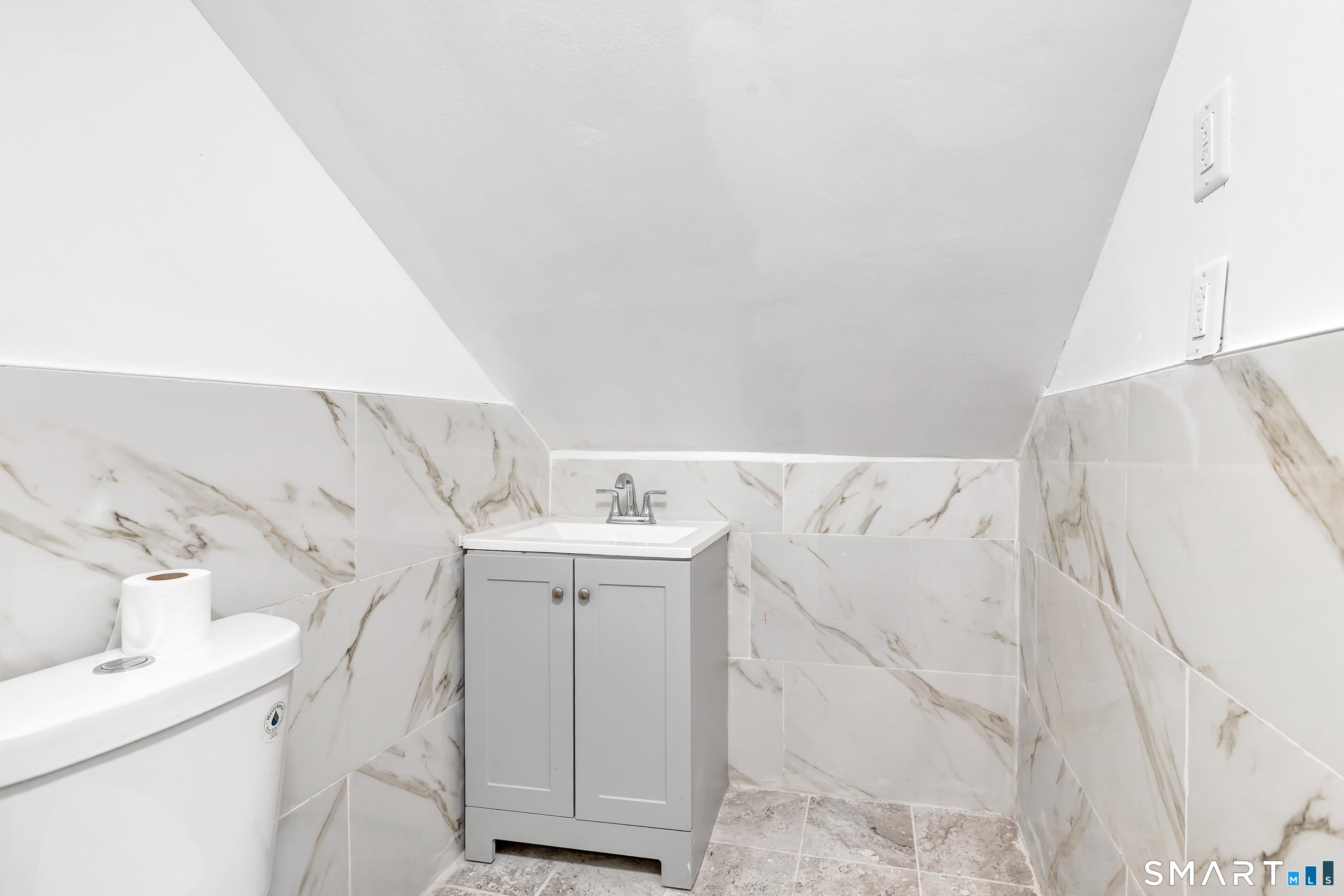 17 Reynolds Avenue photo 36