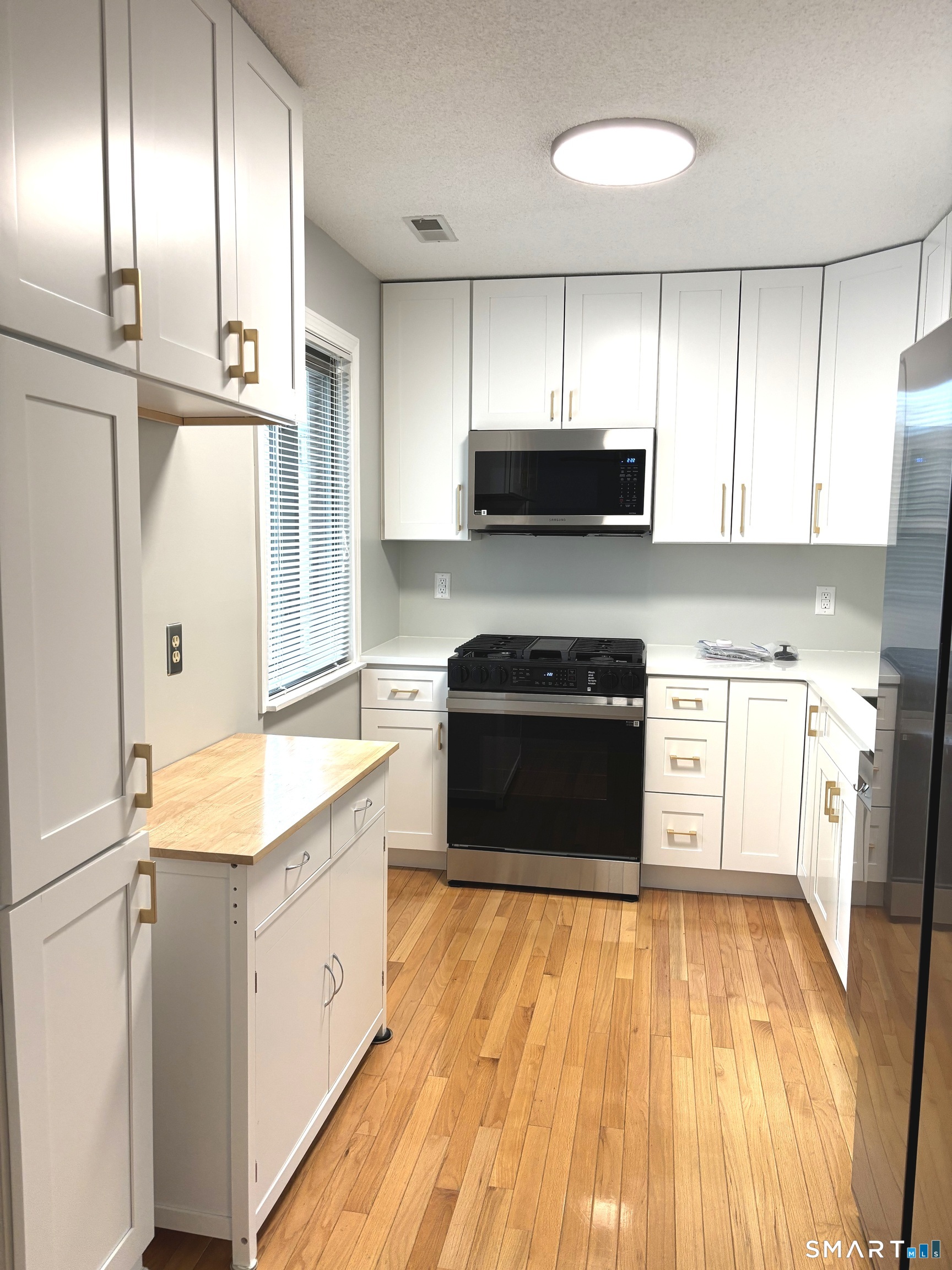 19 Greenbriar Drive photo 6