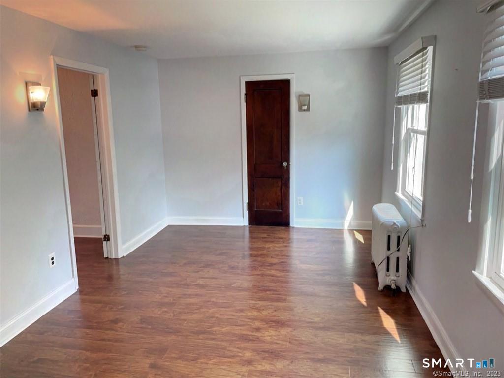 203 Toms Road, Stamford, Connecticut photo 5