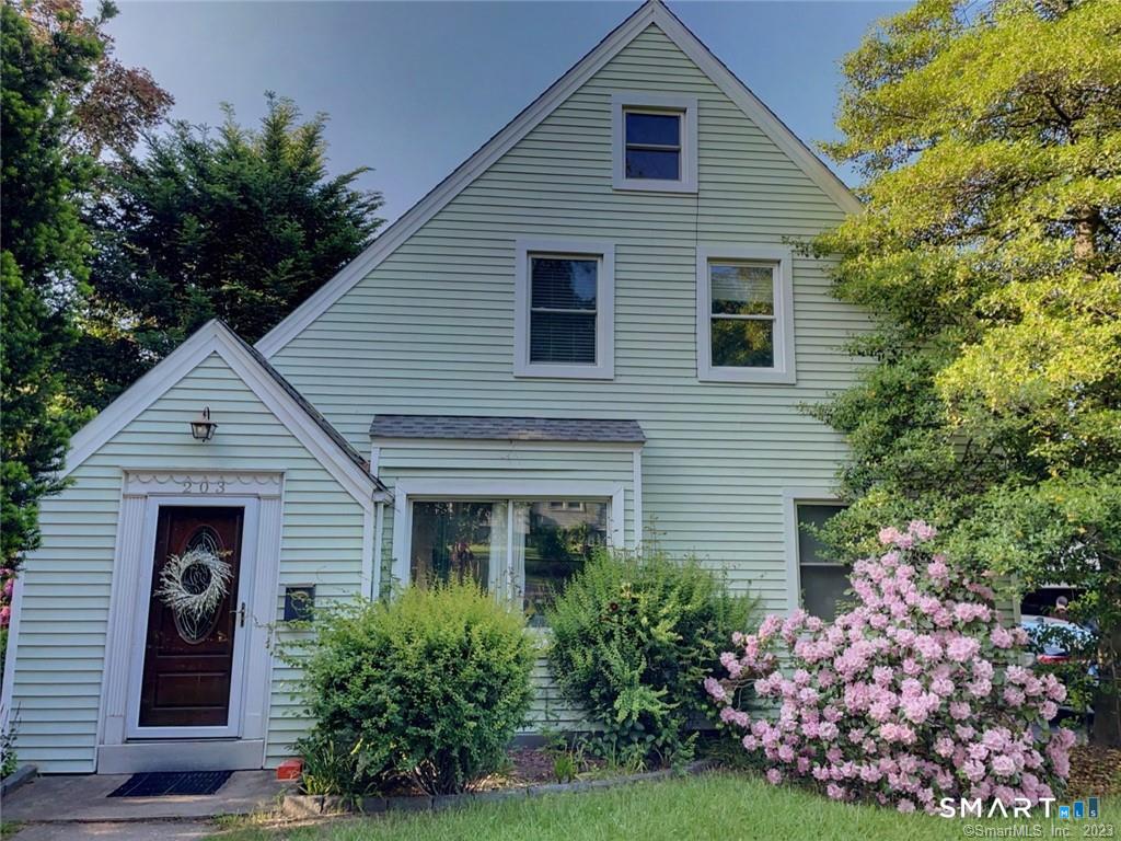 203 Toms Road, Stamford