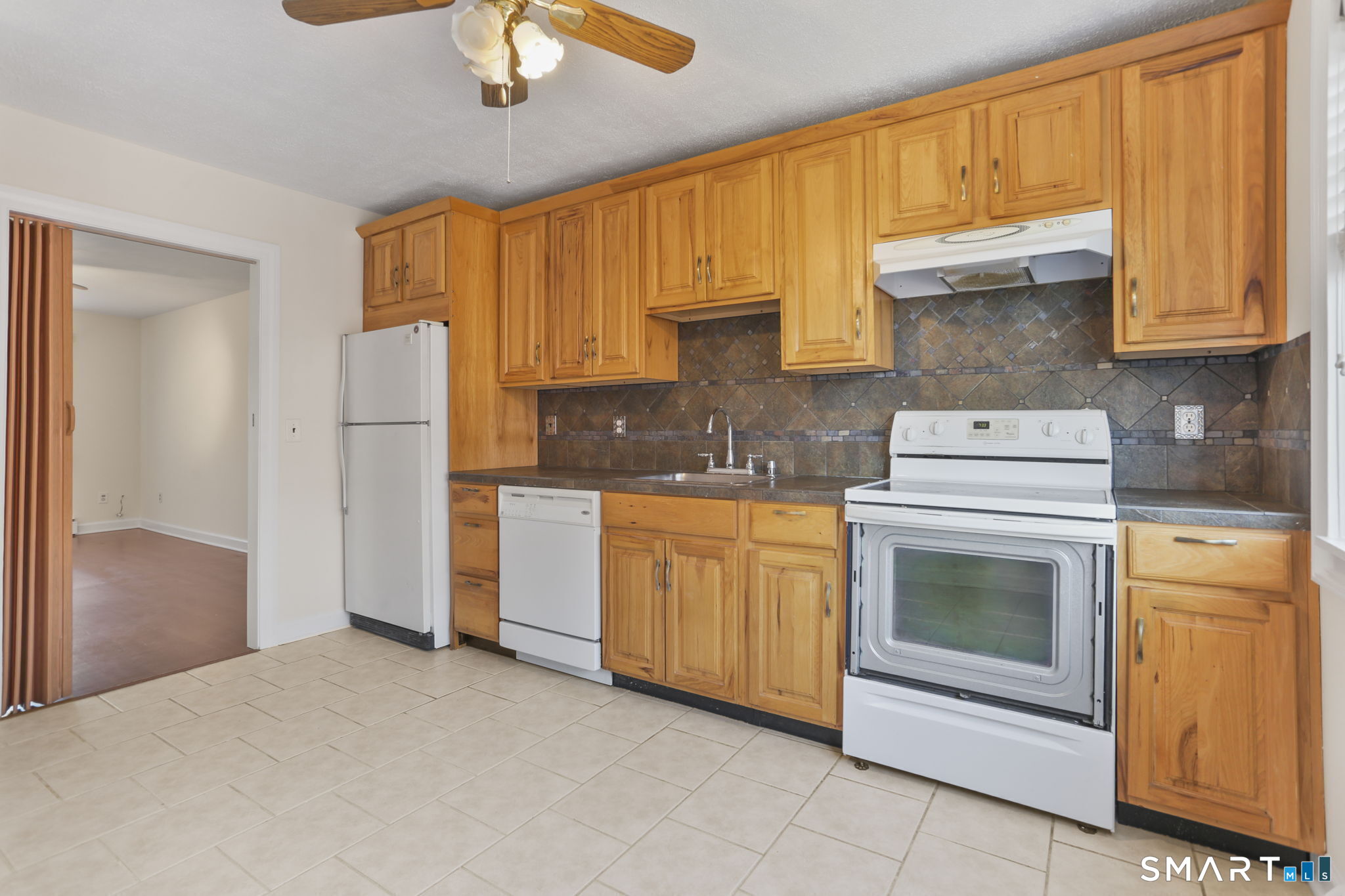 18 Prospect Avenue, Norwalk, Connecticut photo 1