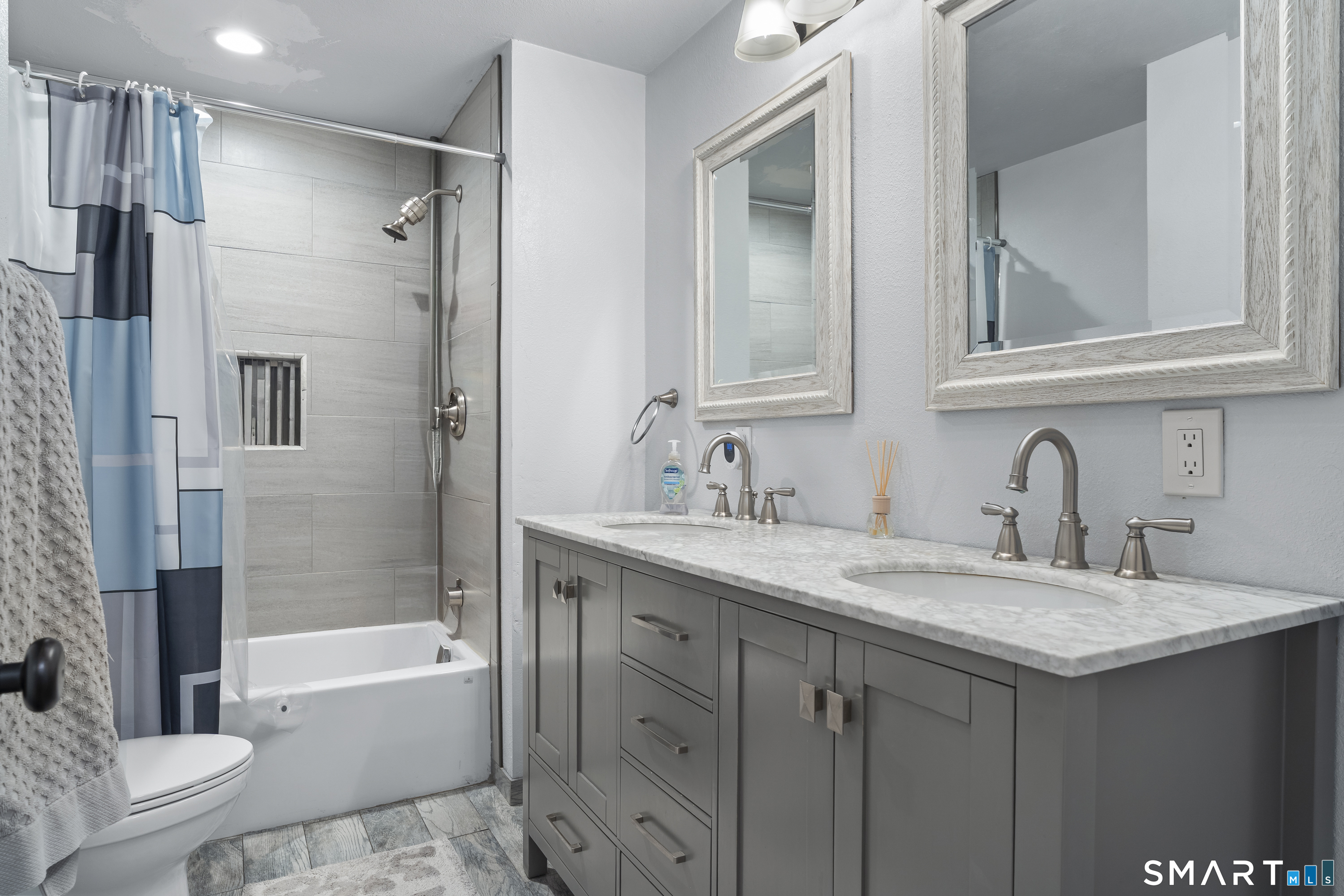 15 Blueberry Lane photo 31