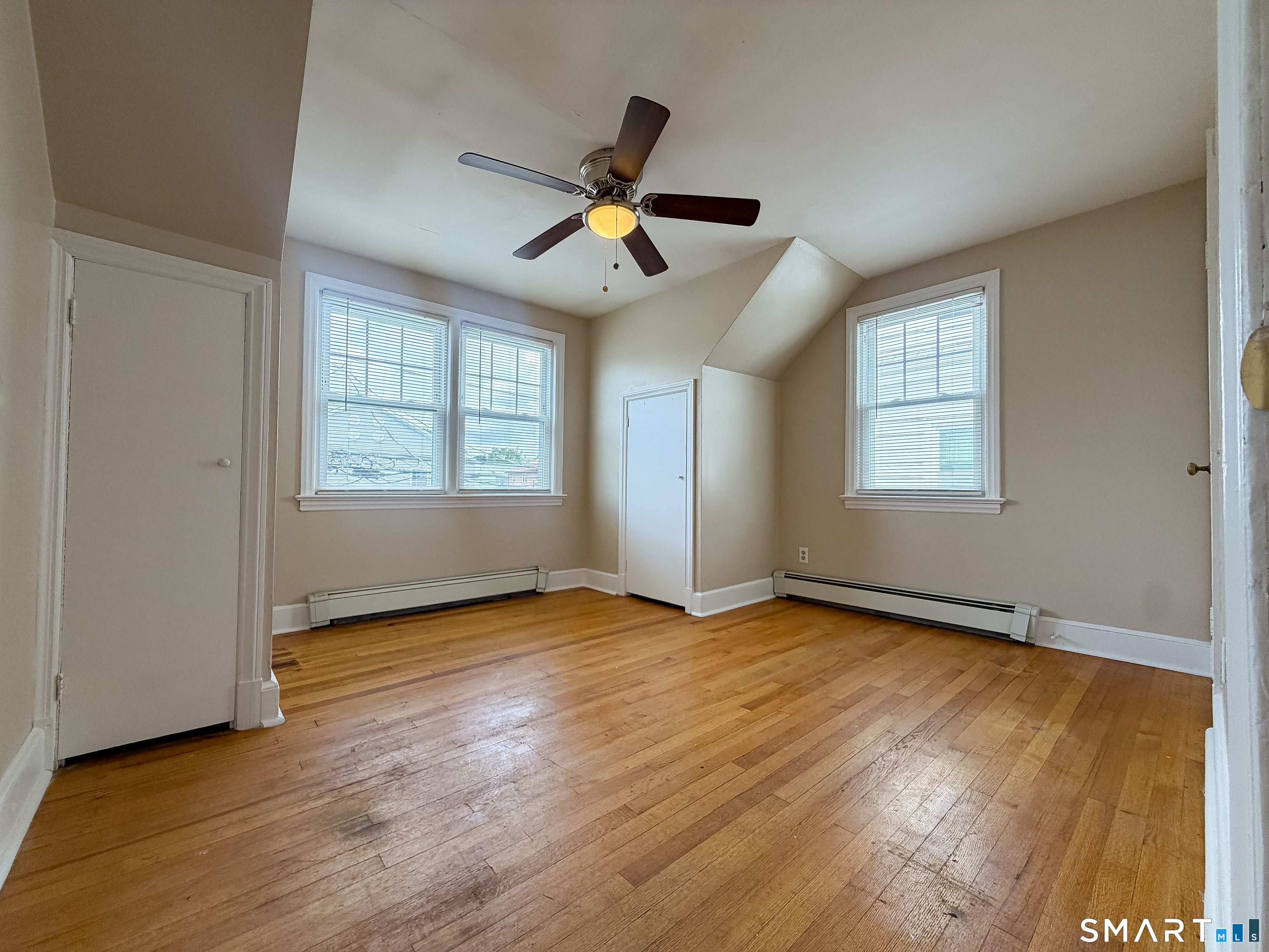 317 Lincoln Avenue photo 6