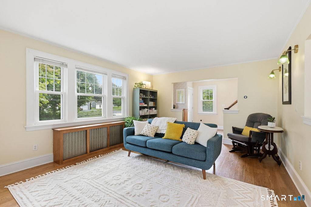 61 Robbins Road photo 4