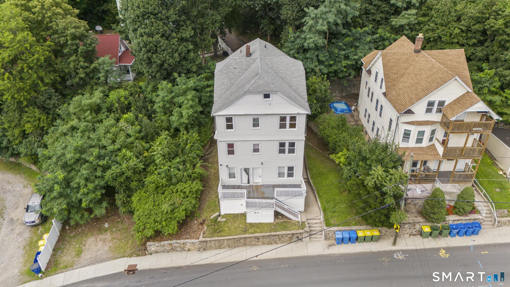 121 Wolcott Street photo 3