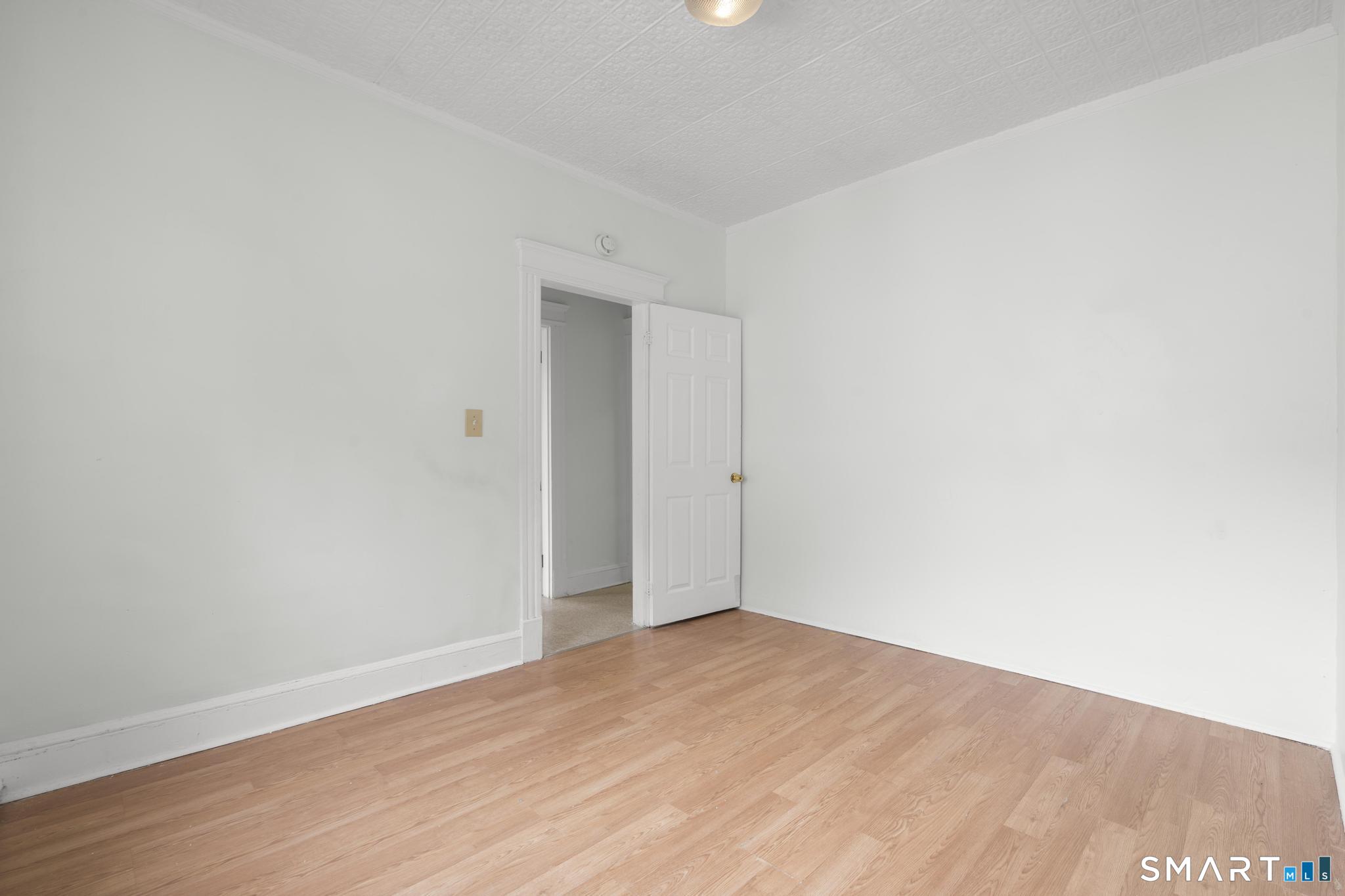 121 Wolcott Street photo 11