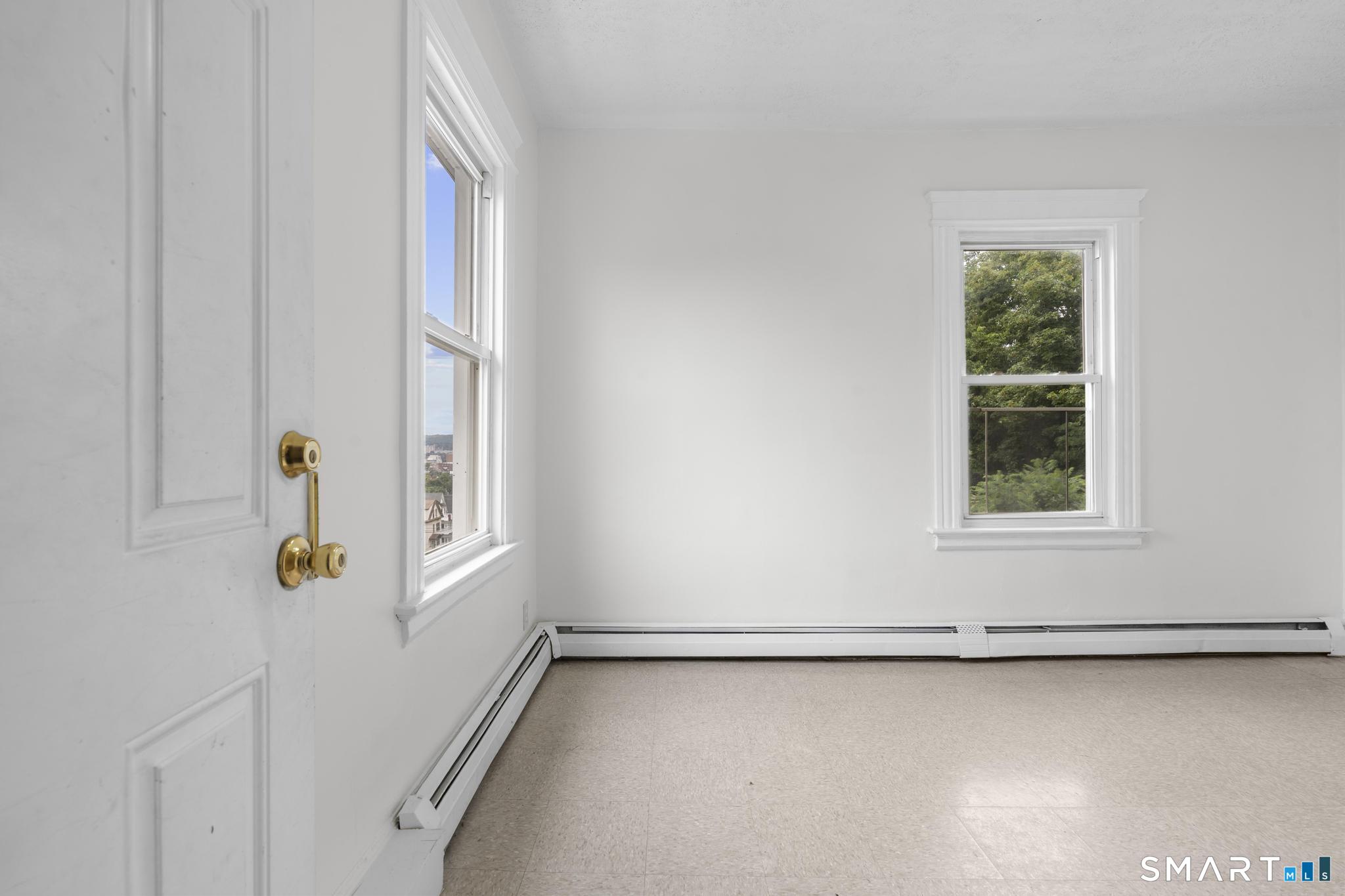 121 Wolcott Street photo 20