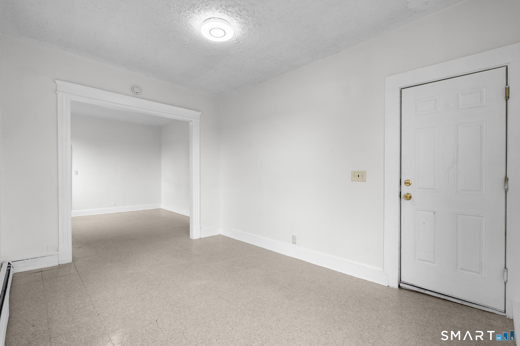 121 Wolcott Street photo 22