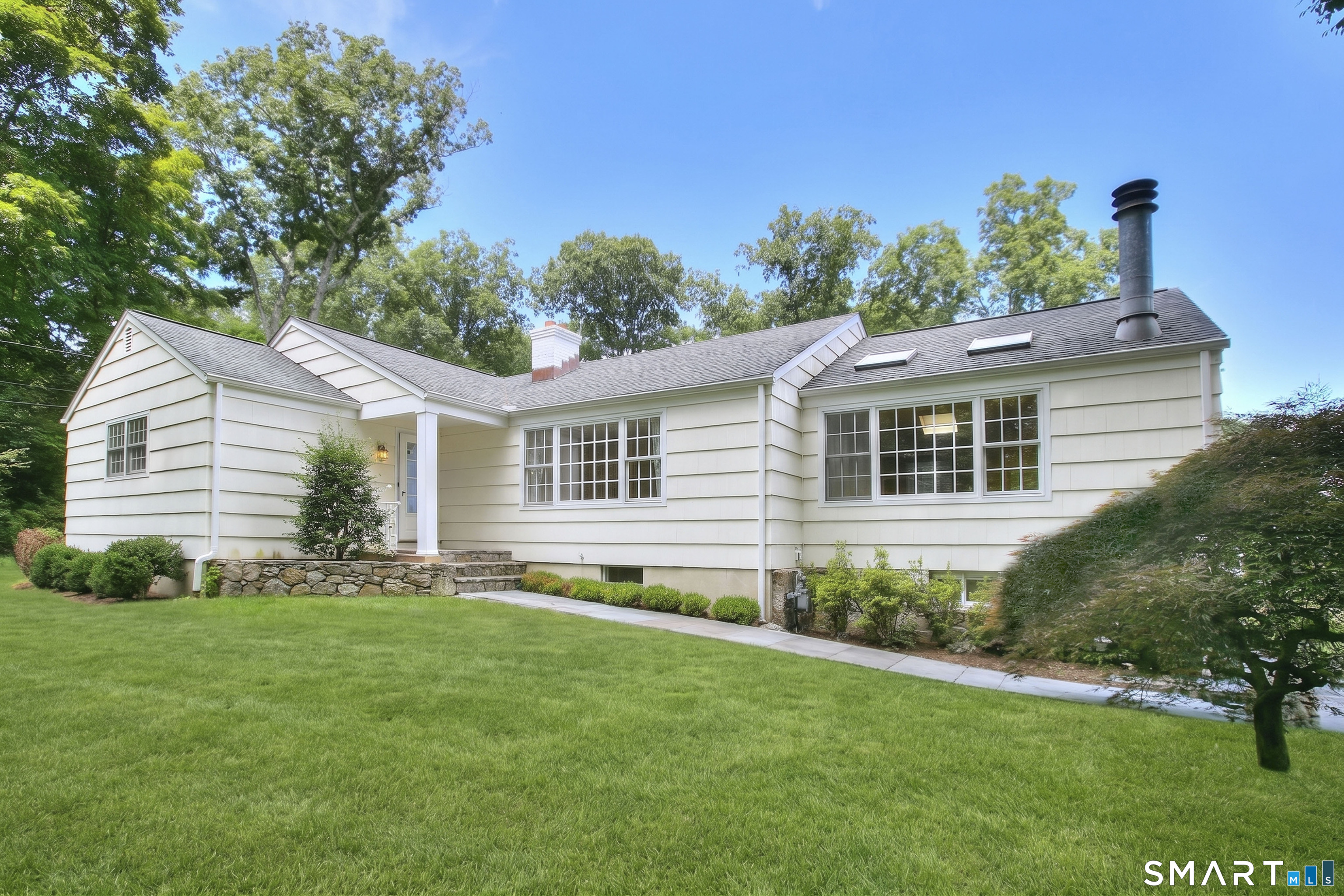 10 Woodcock Lane, Westport