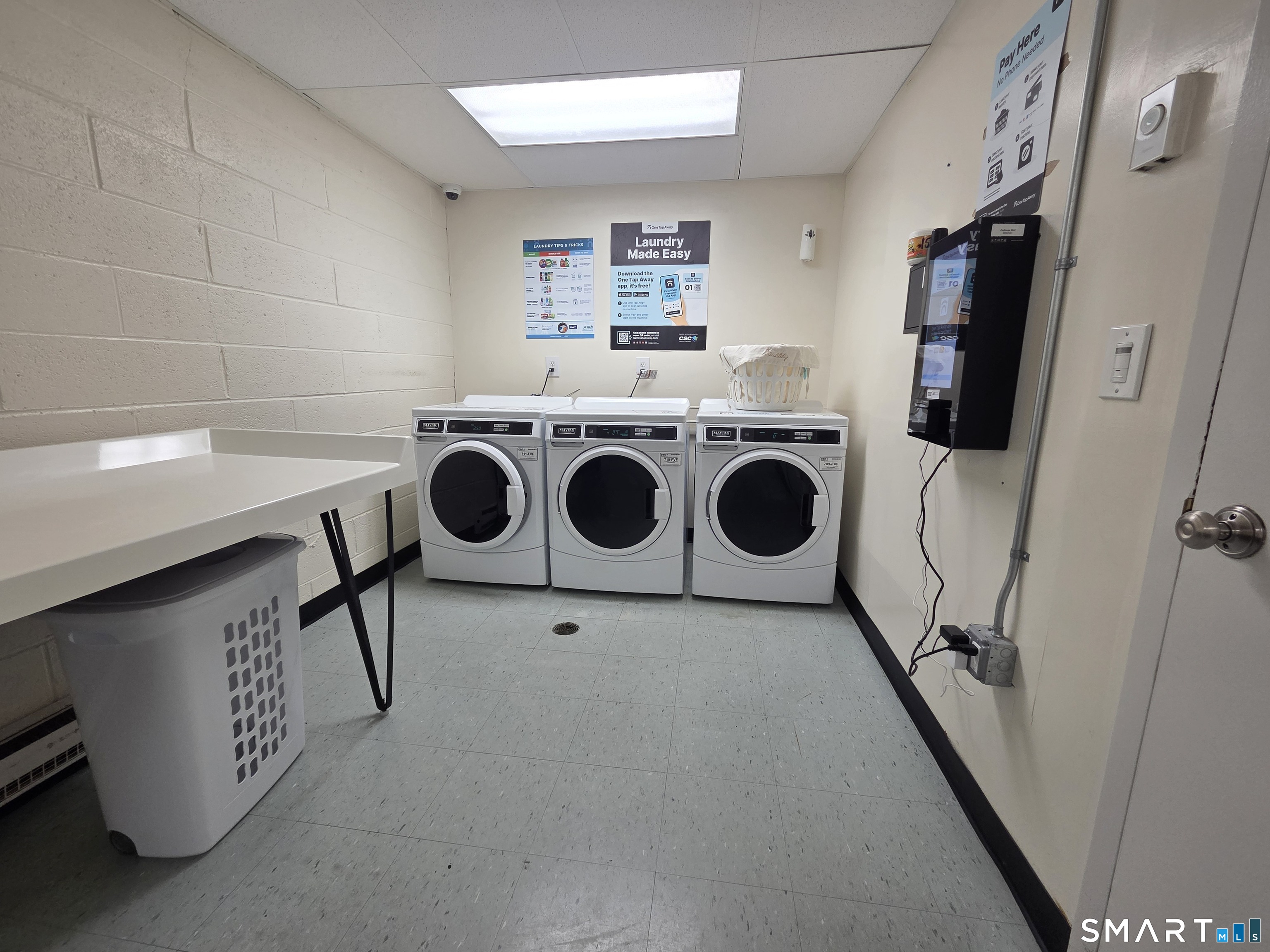 1525 East Putnam Avenue Unit #201 photo 13