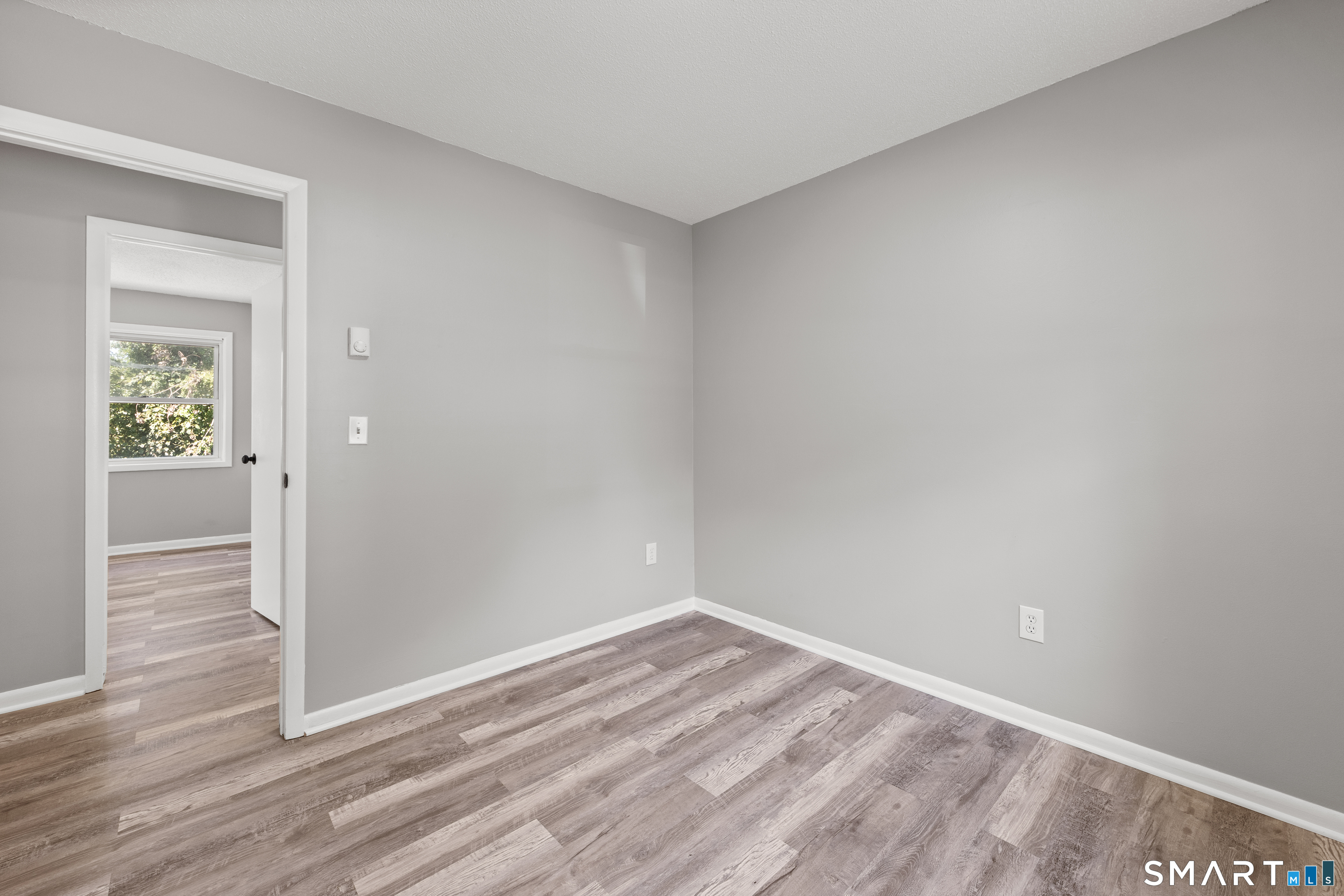 185 Eastside Boulevard photo 15