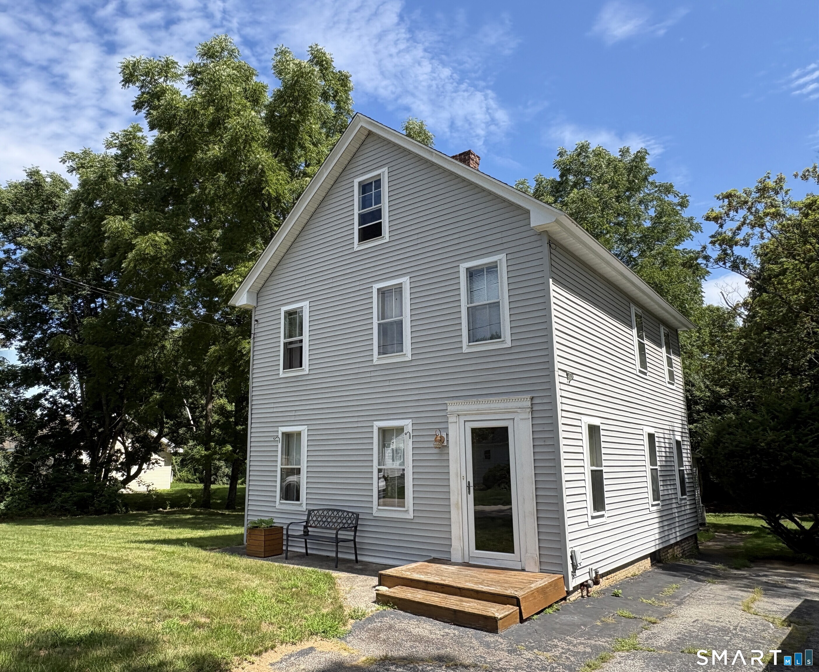 63 Elmwood Heights