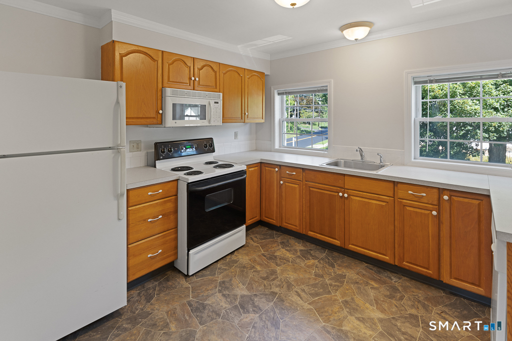 2 Sterling Drive Unit #2 photo 9