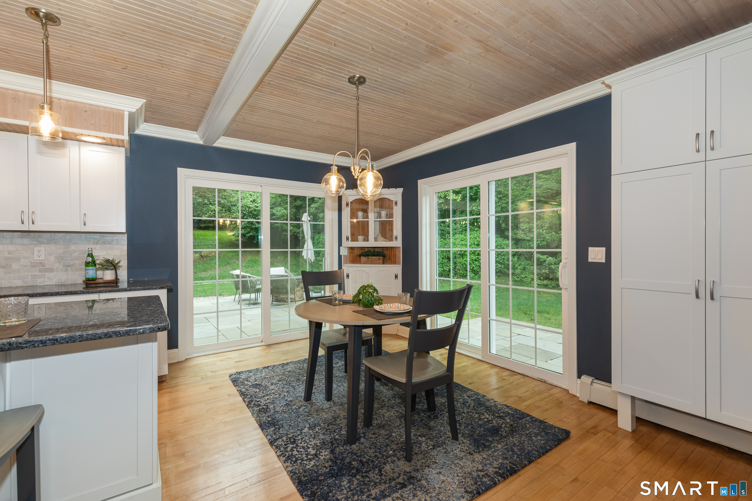 251 Lake Shore Drive photo 6
