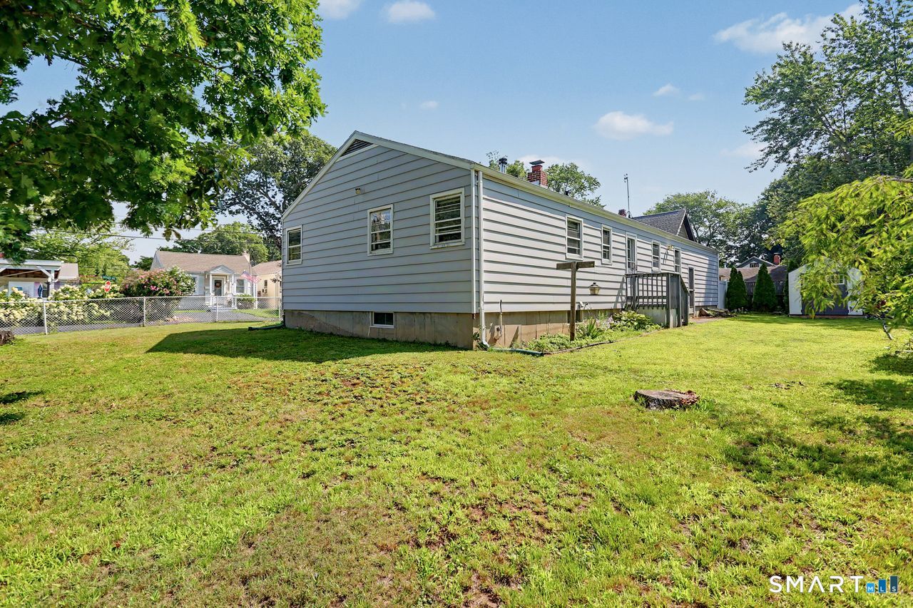102 Andrews Avenue photo 32