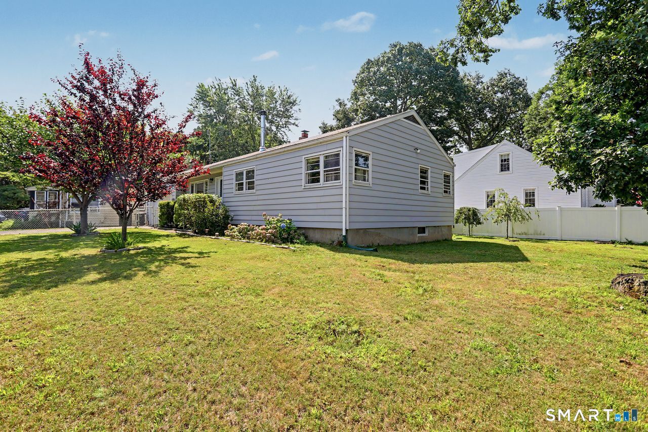 102 Andrews Avenue photo 34