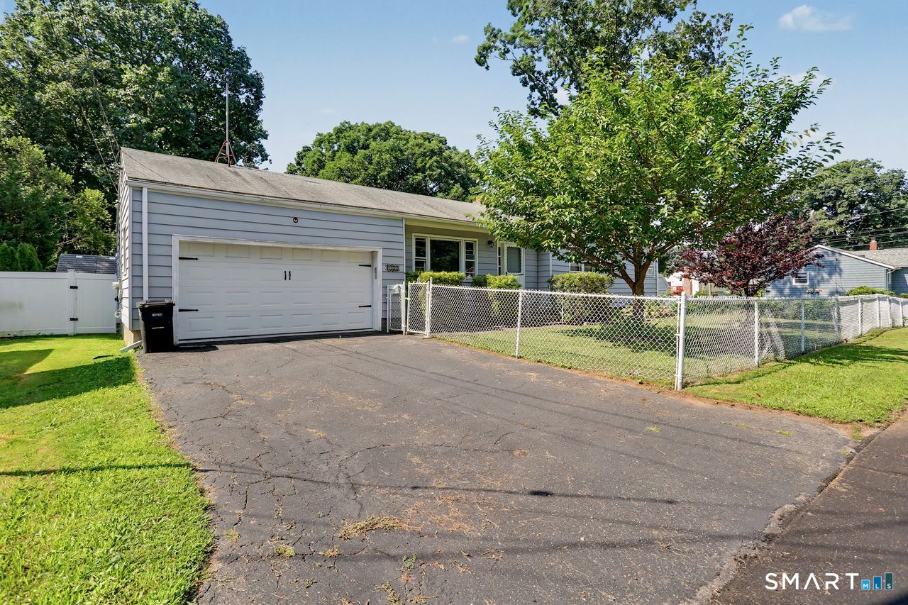 102 Andrews Avenue photo 28
