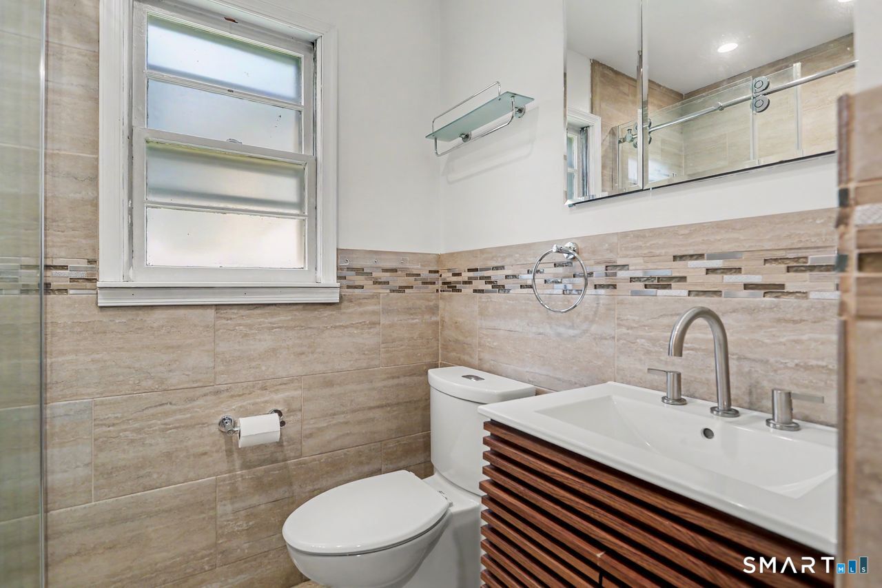 102 Andrews Avenue photo 14