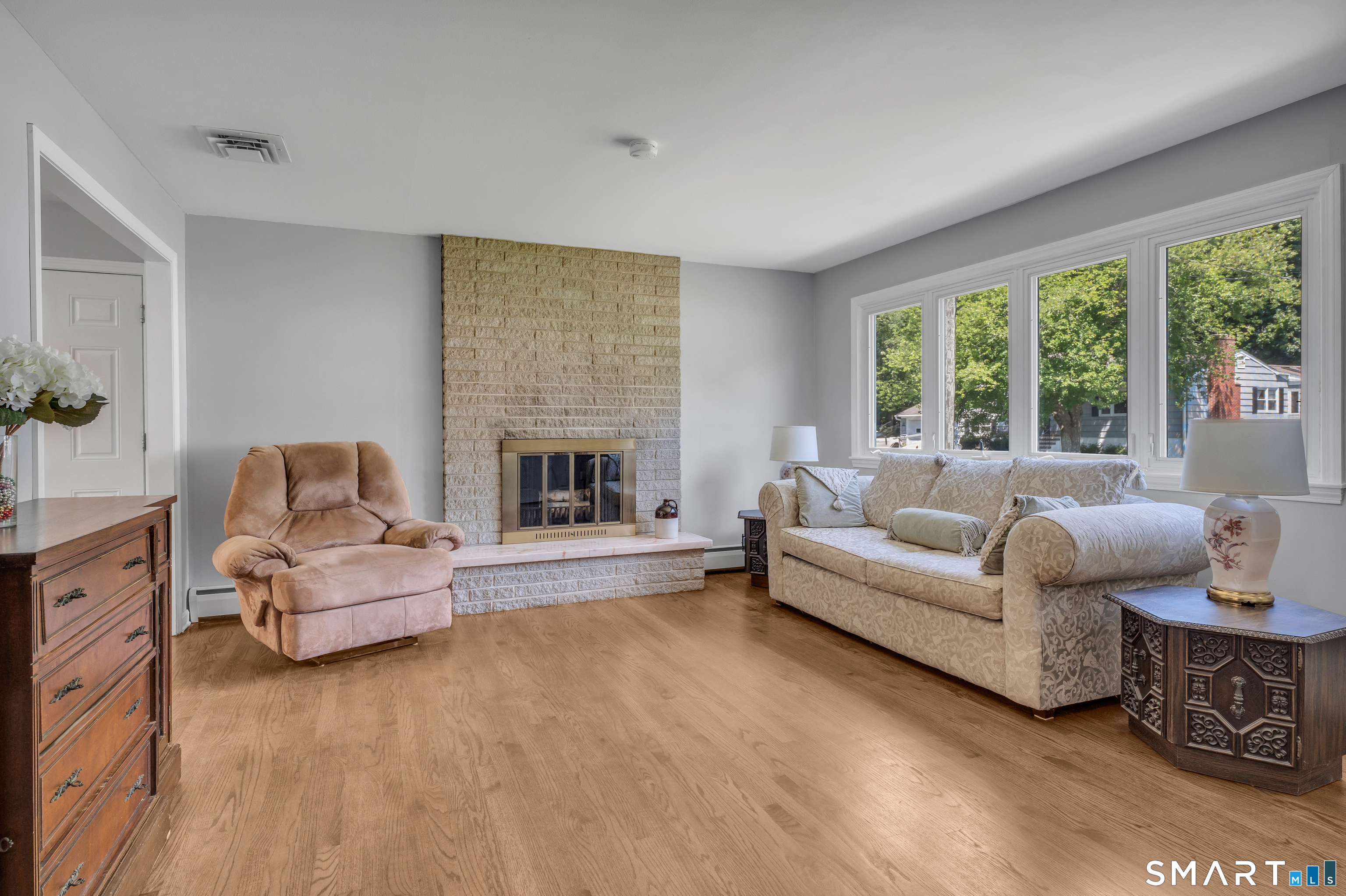 22 Victoria Drive photo 5