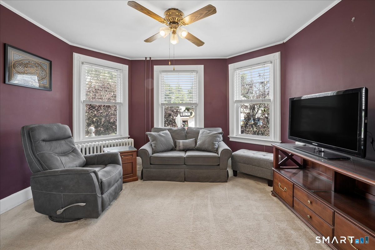 72 West Broad Street photo 17