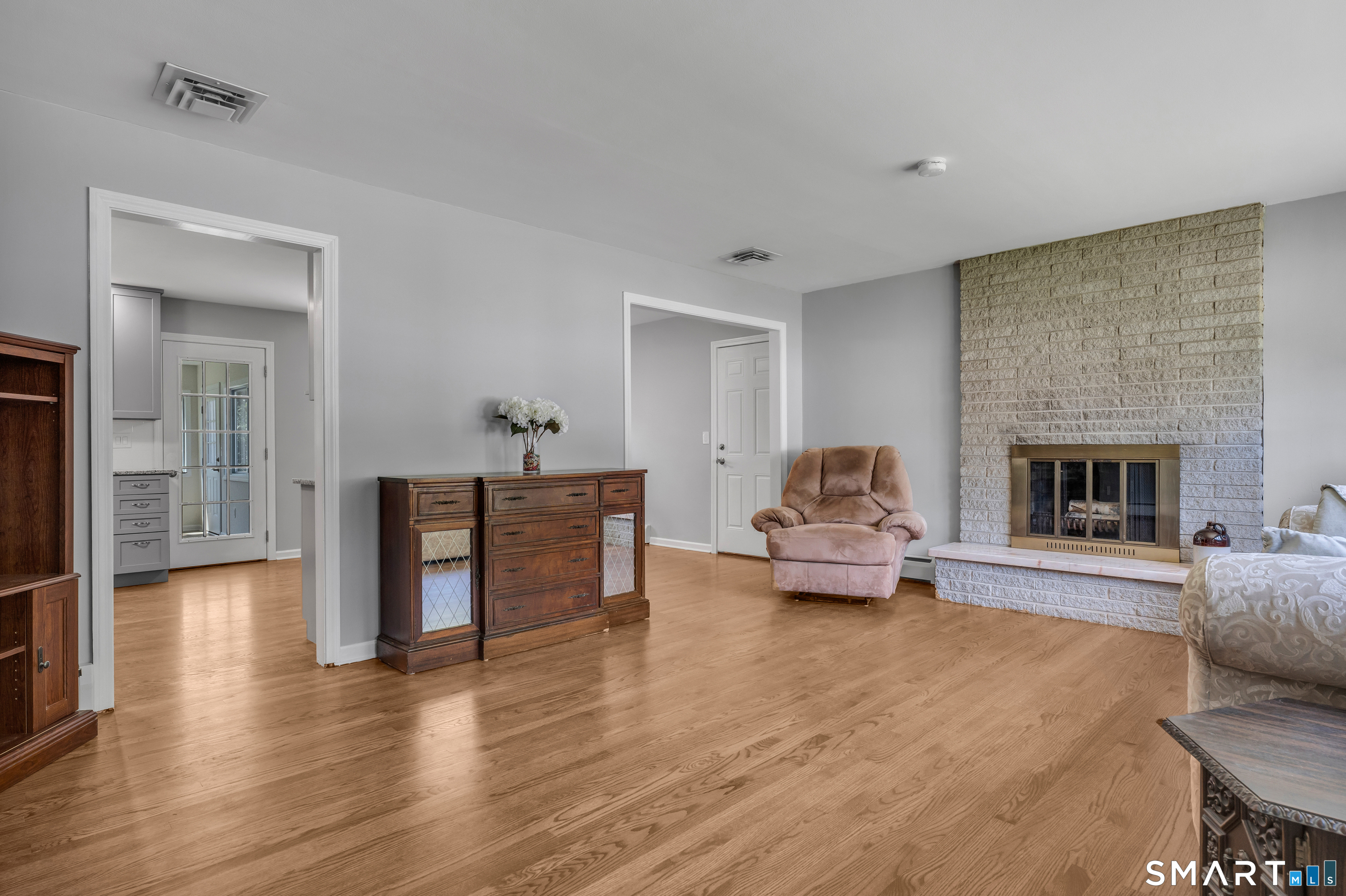 22 Victoria Drive photo 7